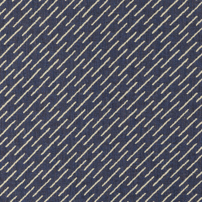LEE JOFA MODERN GWF-3759.501.0 ESKER WEAVE NAVY/CREAM Fabric - Eade's Wallpaper