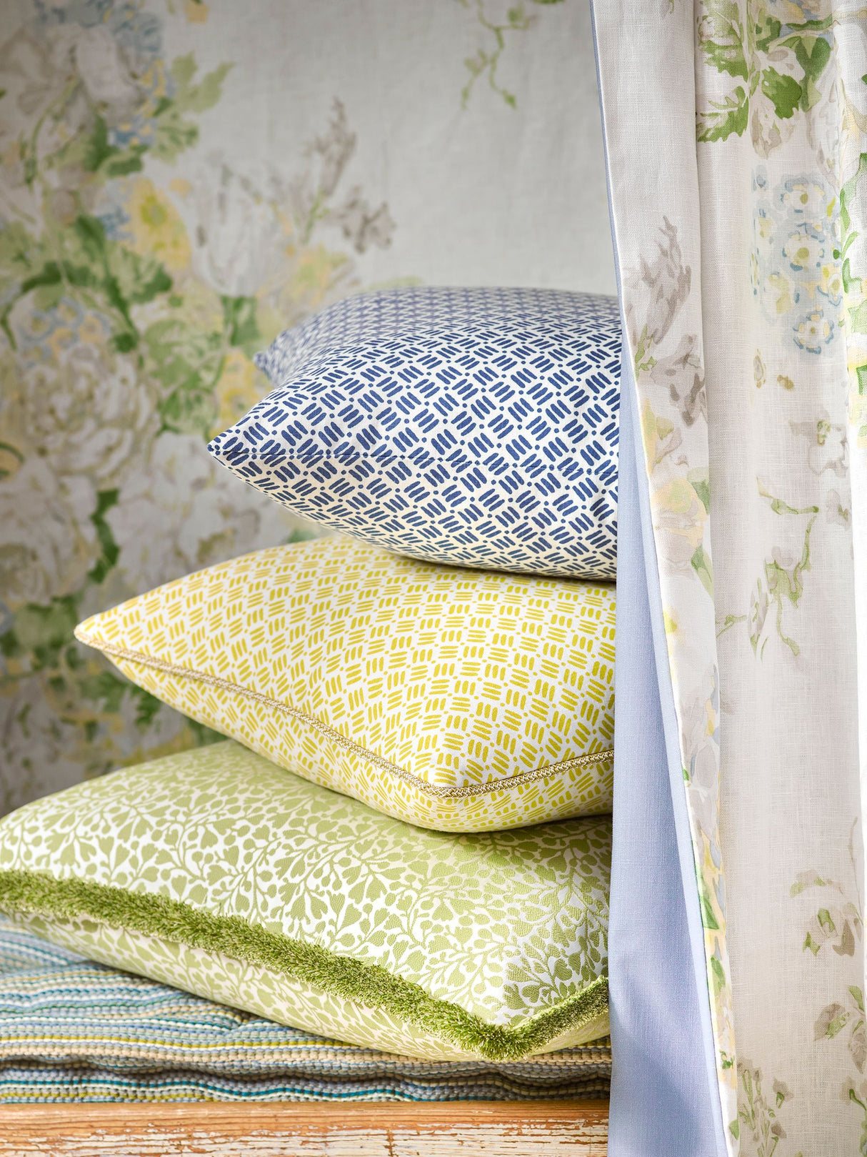 Scalamandre GW 000216618 PINK LEMONADE DASH & DOT PRINT Fabric - Eade's Wallpaper