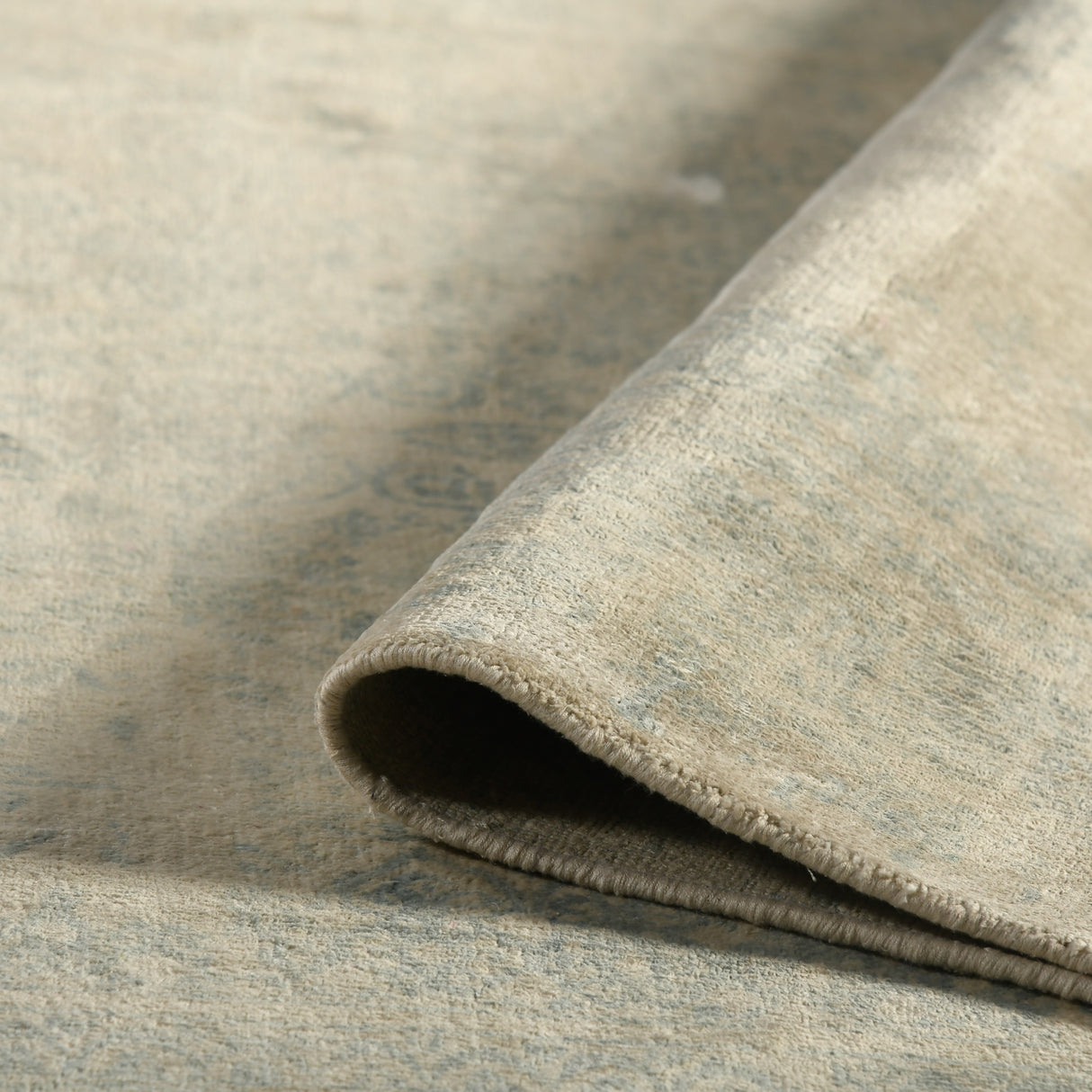 Amer Rugs HAL91014 Halcyon Ivory 10' X 14' Area Rug