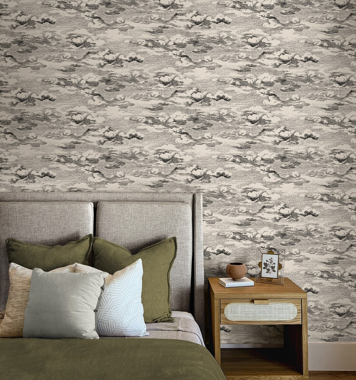 Harry & Grace HG11210 Wallpaper - Eade's Wallpaper & Fabric