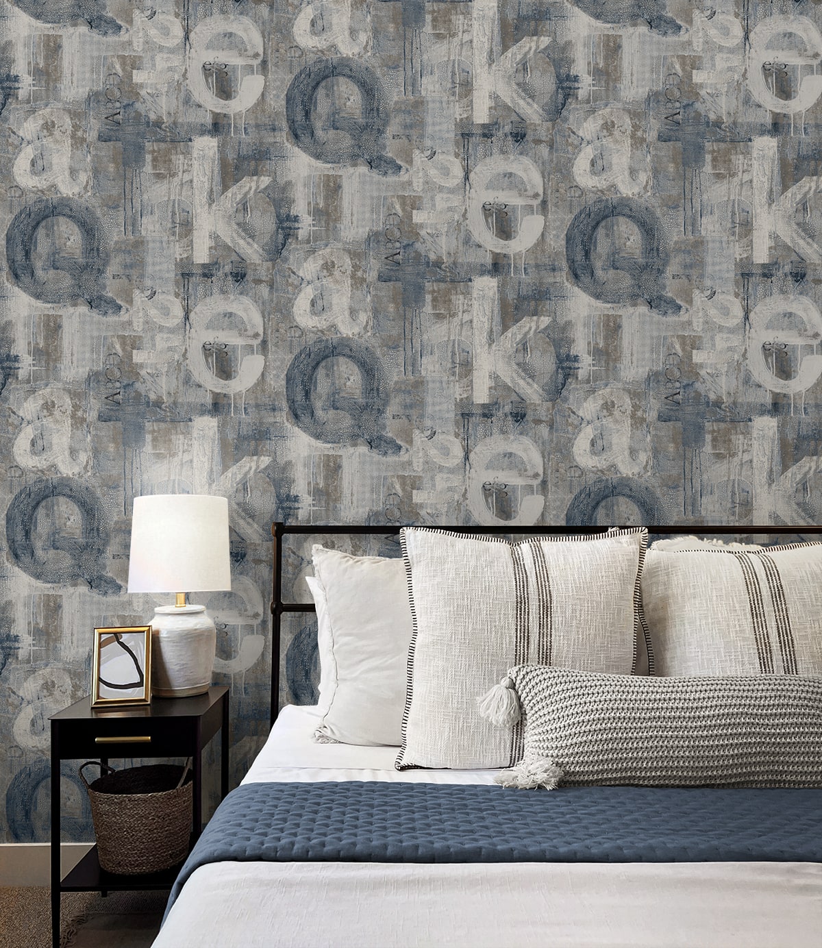 Harry & Grace HG12002 Wallpaper - Eade's Wallpaper & Fabric