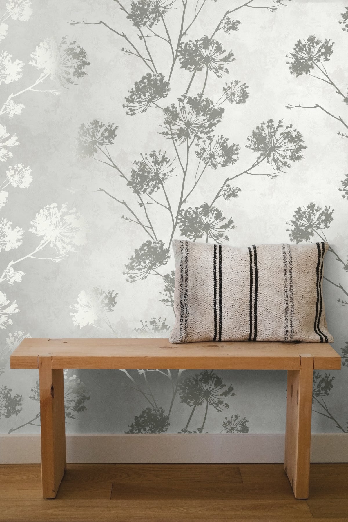 Harry & Grace HG12108 Wallpaper - Eade's Wallpaper & Fabric