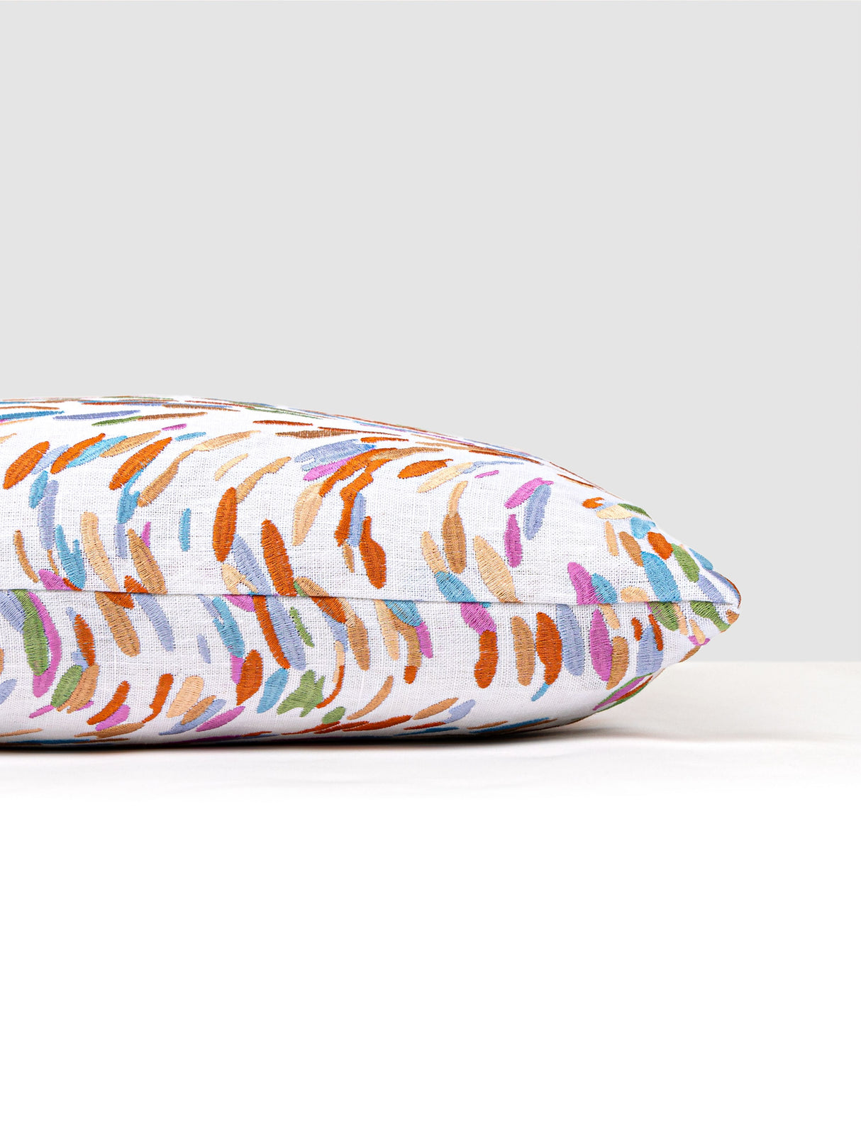 Scalamandre HN 0003SDDK27336 FOUNTAIN EMBROIDERY PILLOW - Pi