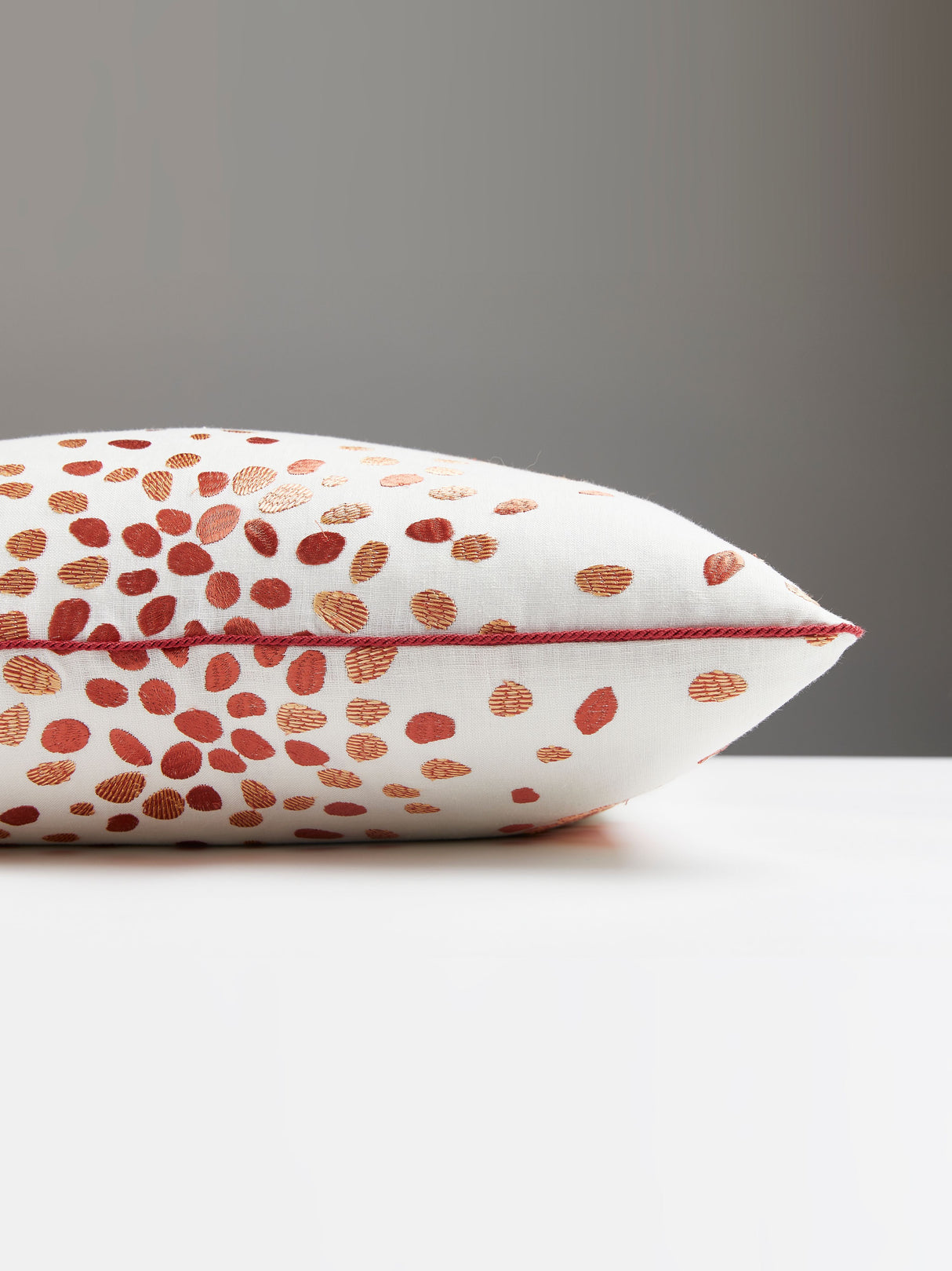 Scalamandre HN 0005FIREPILL FIREFLY EMBROIDERED PILLOW - Pil