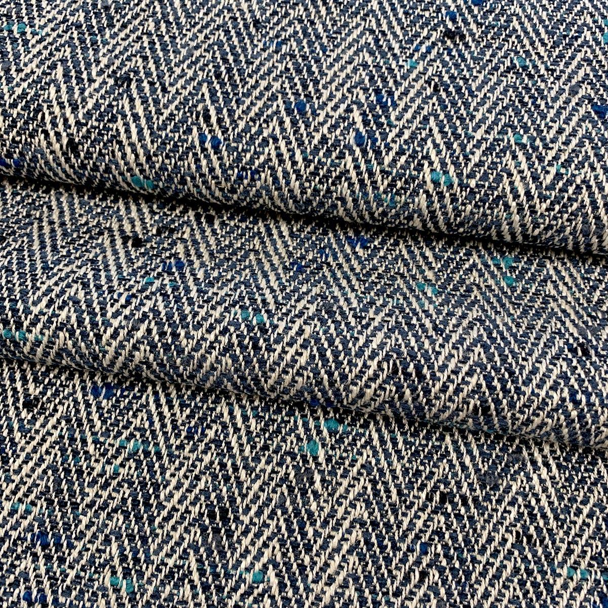 Eade’s HORACE SAPPHIRE SAPPHIRE