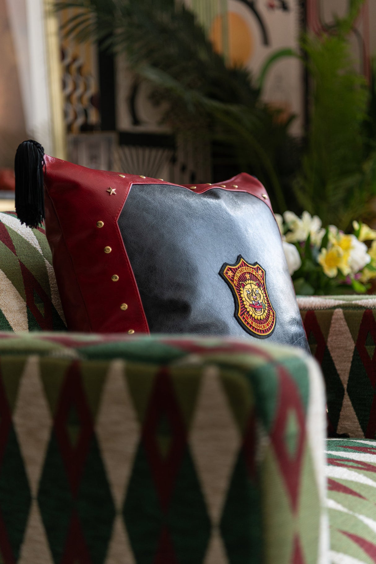 MindtheGap IN BOCCA AL LUPO Leather Cushion - Lifestyle Collection 2024