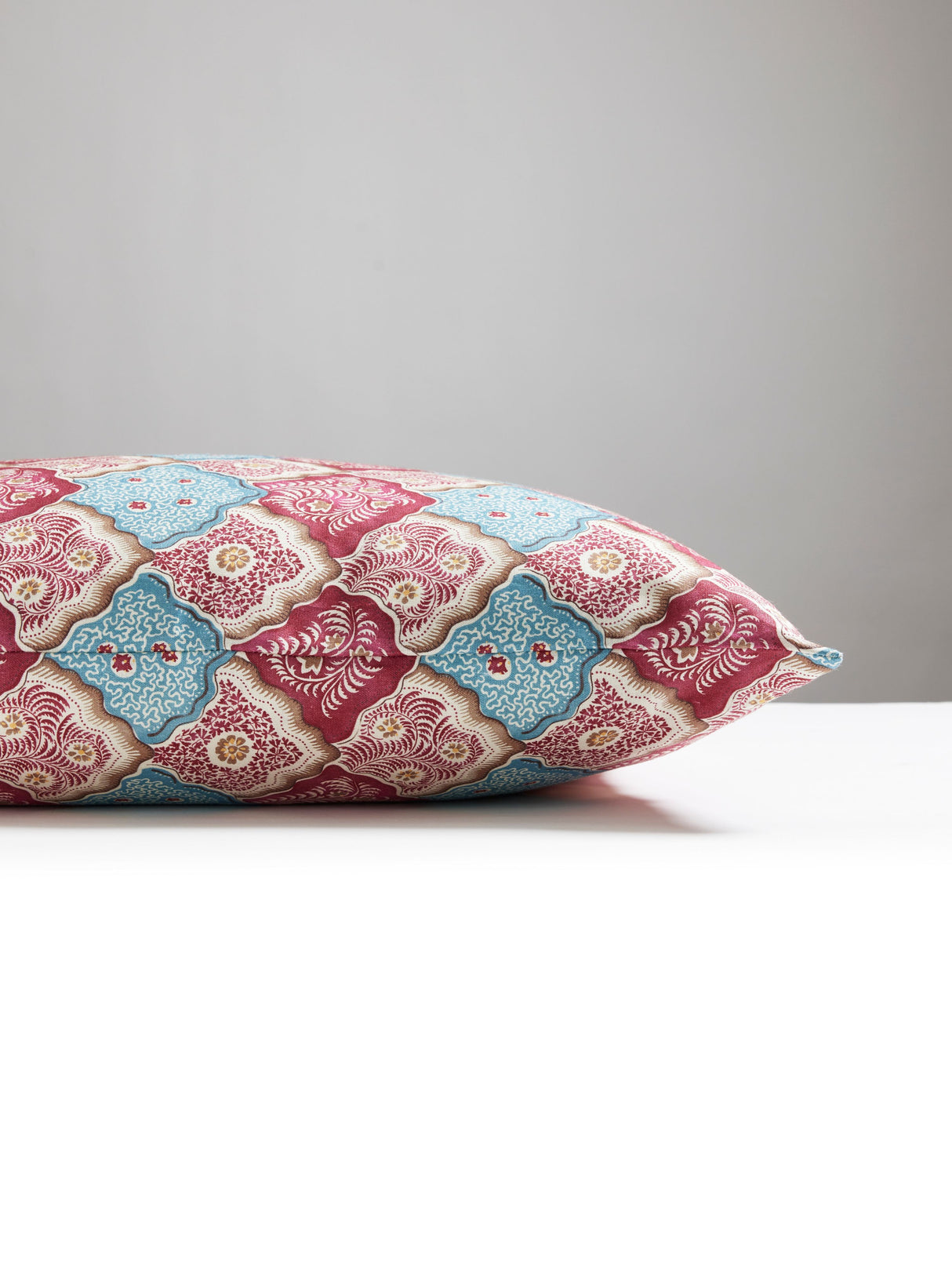 Scalamandre JP 0001AKIRPILL AKIRA PILLOW - Pillow Collection