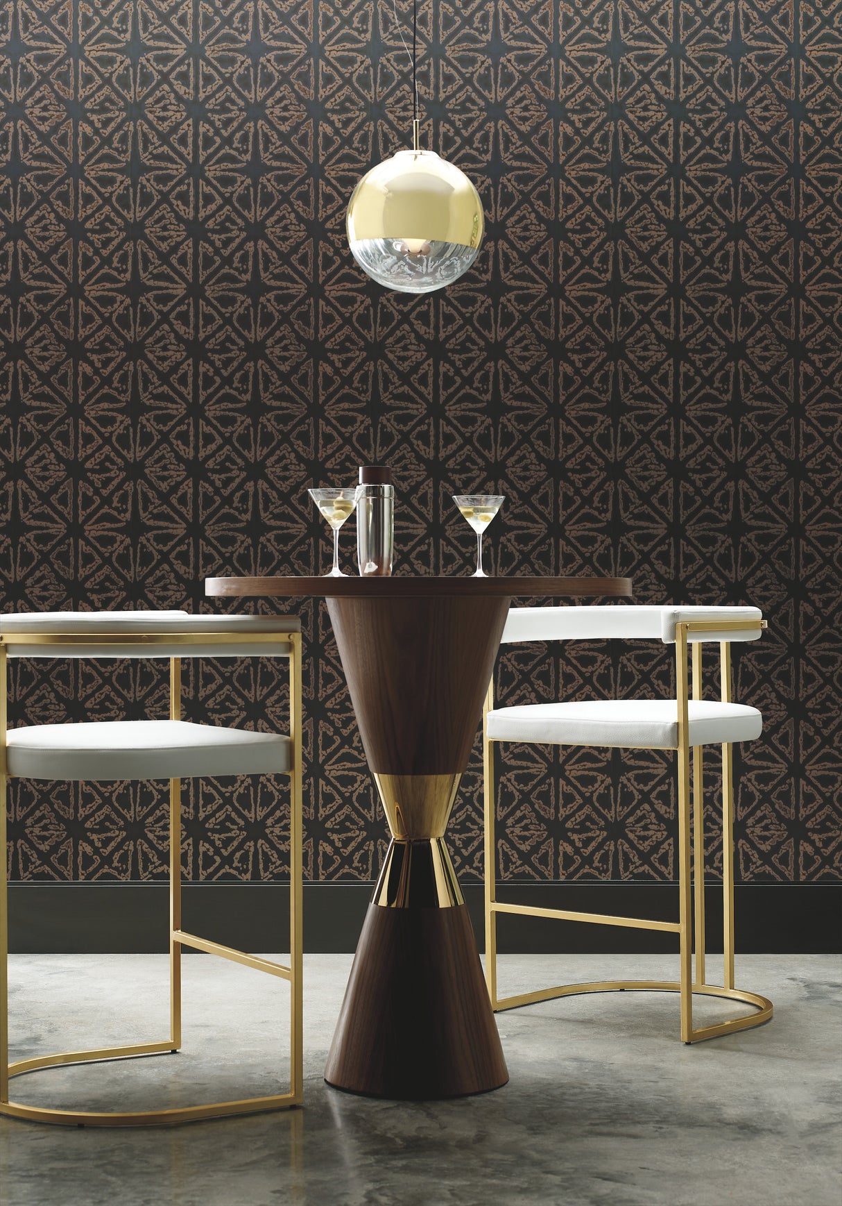York KT2110 Empire Diamond Black & Gold Wallpaper