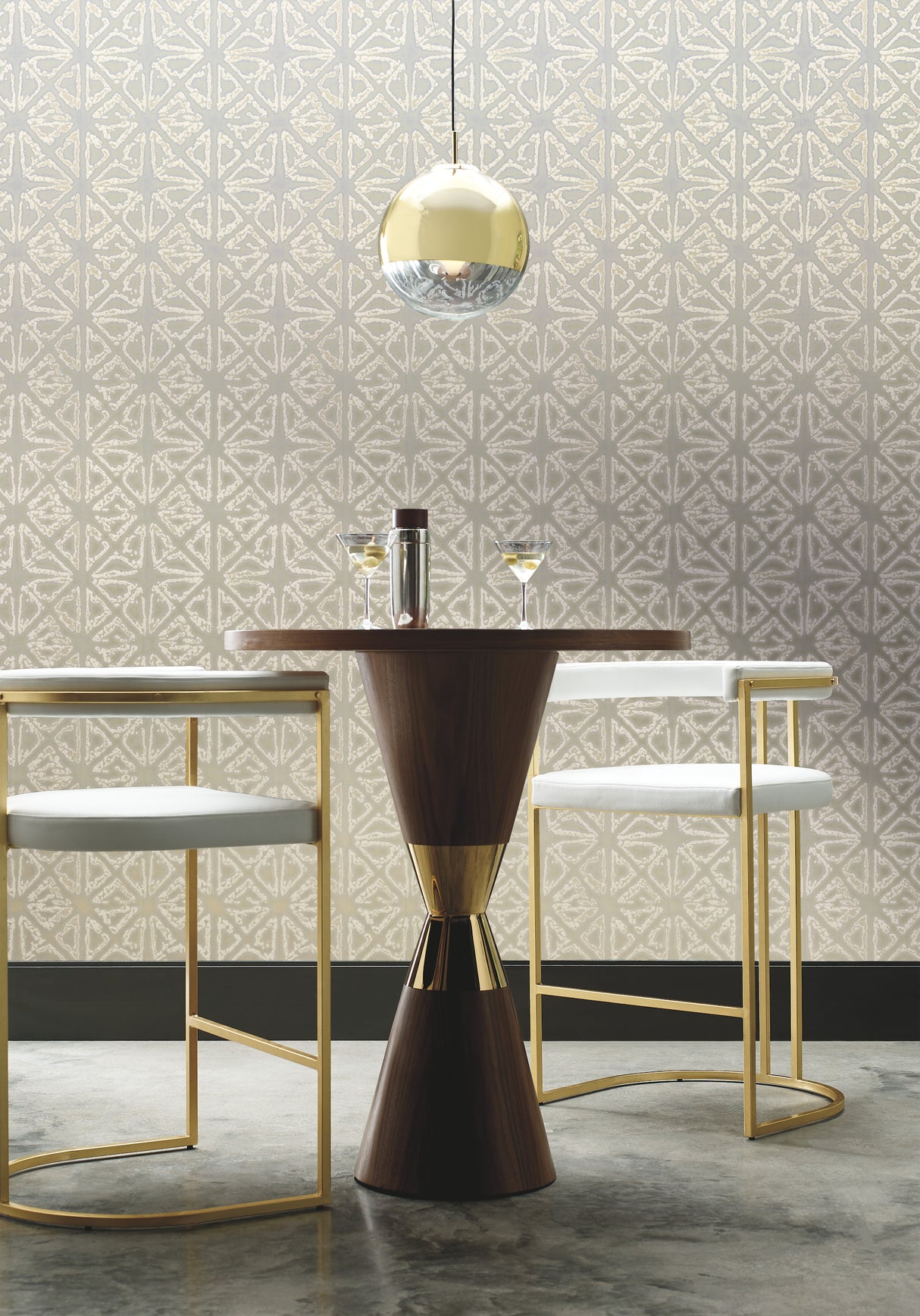 York KT2112 Empire Diamond Silver & Taupe Wallpaper