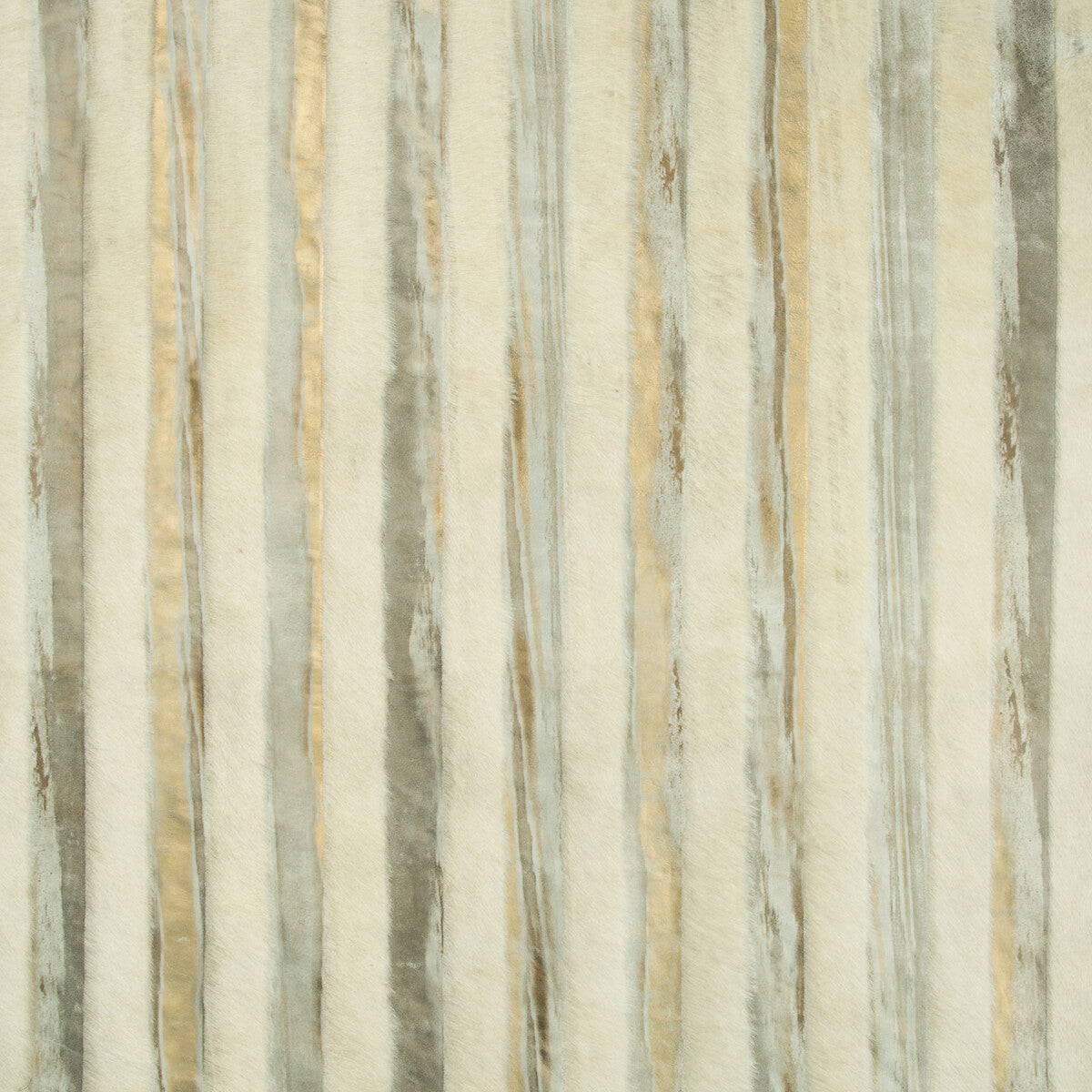 KRAVET COUTURE L-PITTURA.GILT/PLA.0 PITTURA GILT/PLA Fabric - Eade's Wallpaper