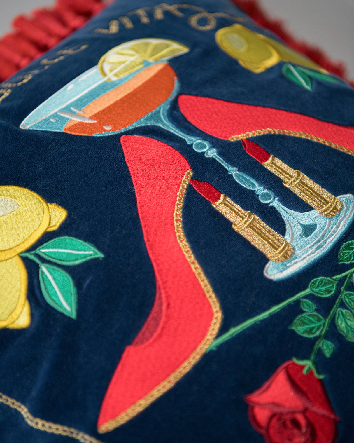 MindtheGap LA DOLCE VITA Embroidered Velvet Cushion - Lifestyle Collection 2024