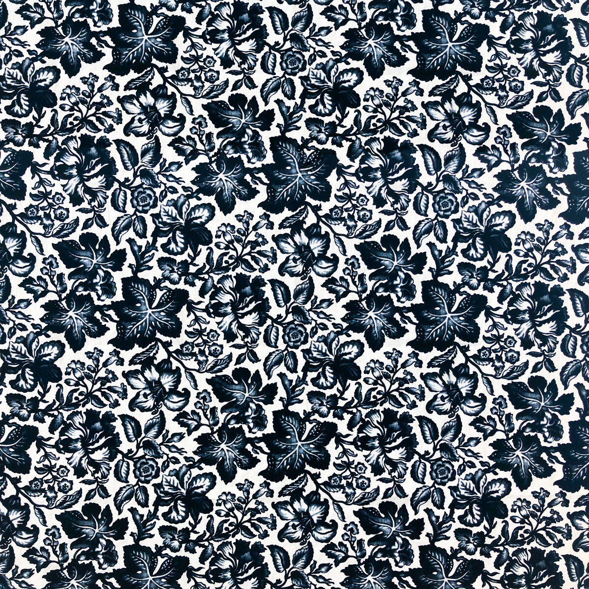 GASTON Y DANIELA LCT1044.002.0 SUSANA NAVY Fabric - Eade's Wallpaper