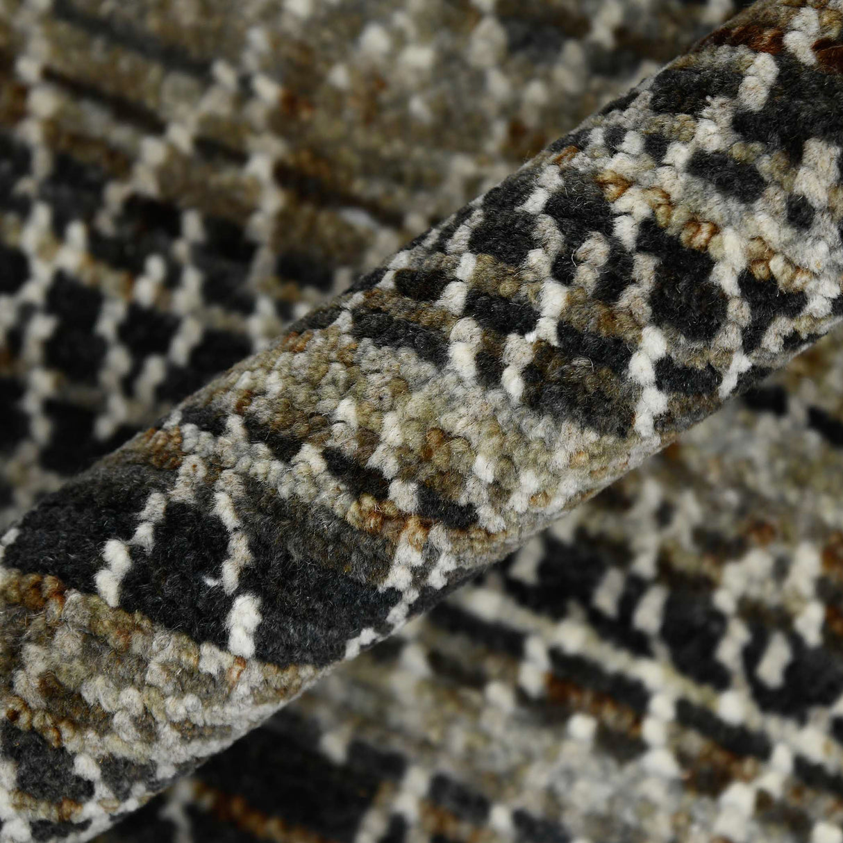 Amer Rugs LEG-7 Legacy Modern Geometric Area Rug