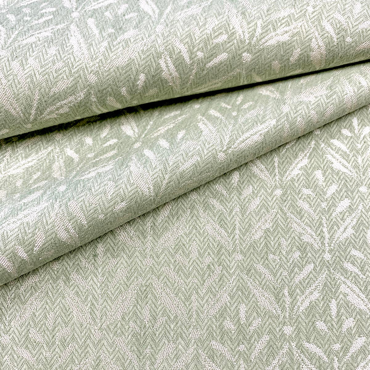 Eade’s LILY DEW DEW