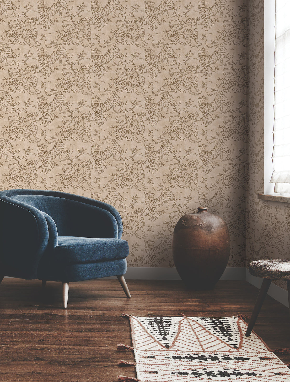 York LM5334 Orly Tigers Blush Wallpaper