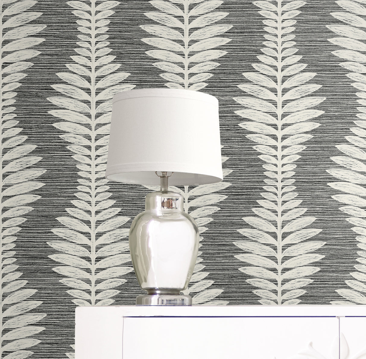 Lillian August LN40500 Wallpaper - Eade's Wallpaper & Fabric