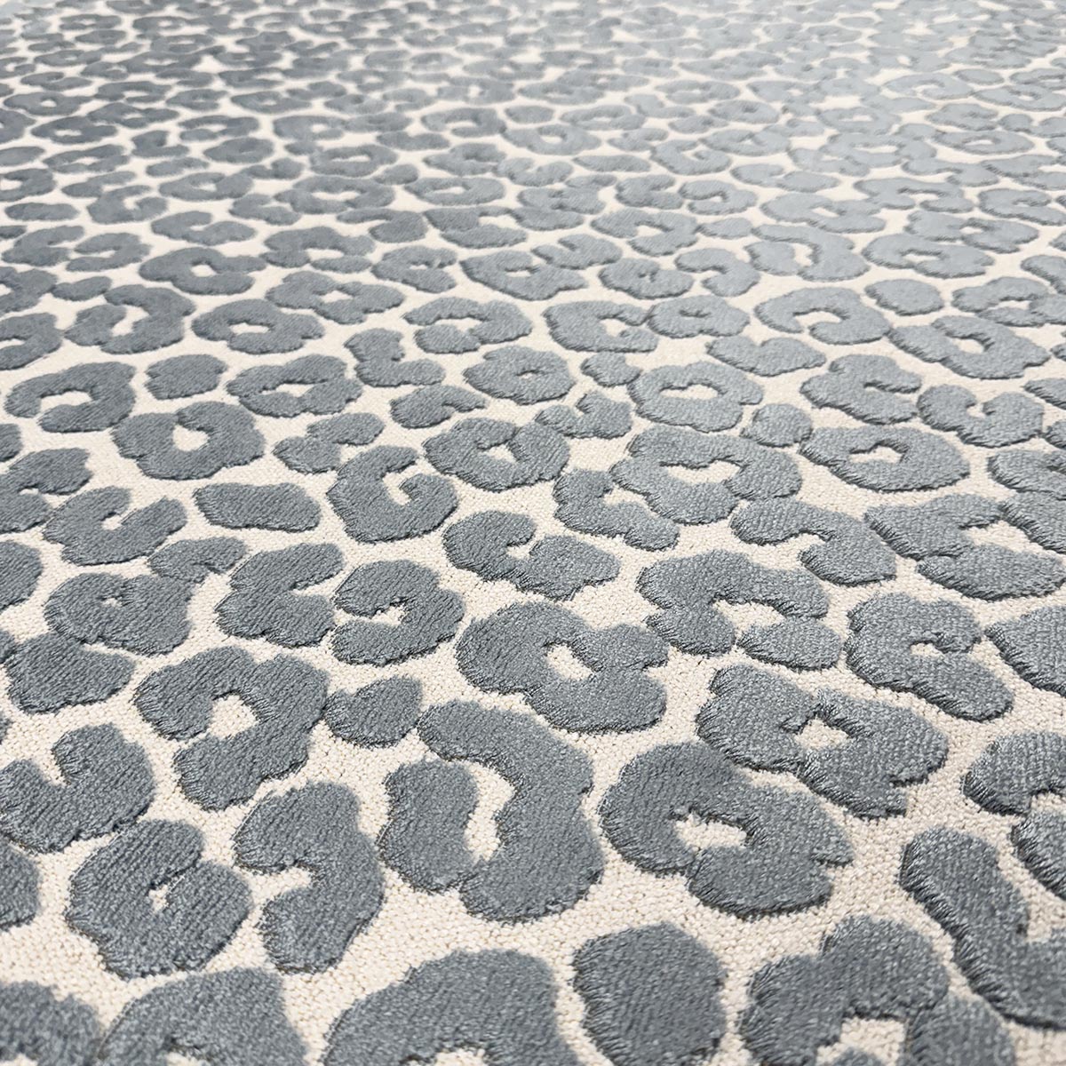 Eade’s LUX SKYBLUE SKYBLUE