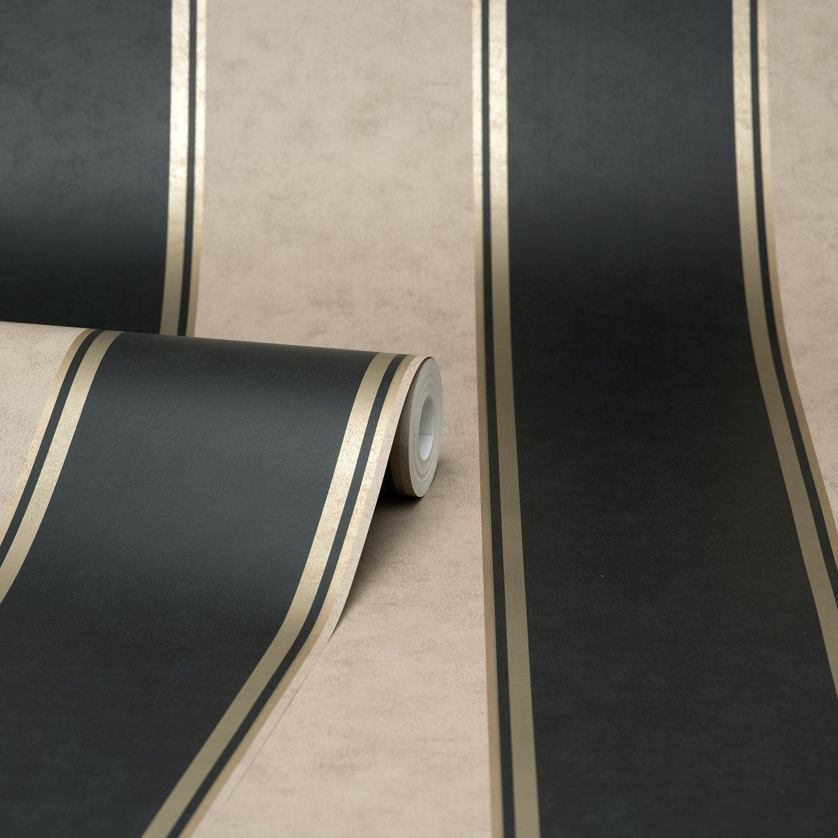 Brewster M1707 Rydia Black Stripe Wallpaper