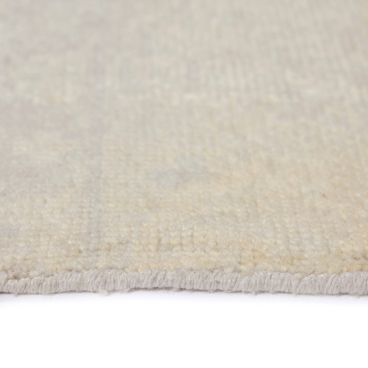 Amer Rugs MAYA-1 Maya Classic Bordered Area Rug