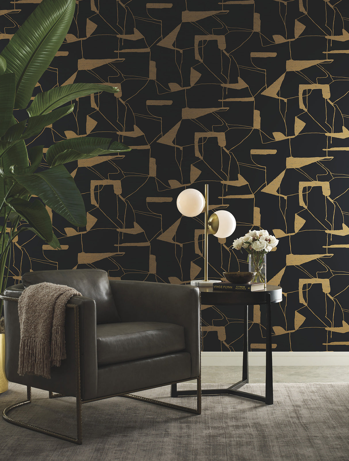 York MD7115 Abstract Geo Black & Gold Wallpaper