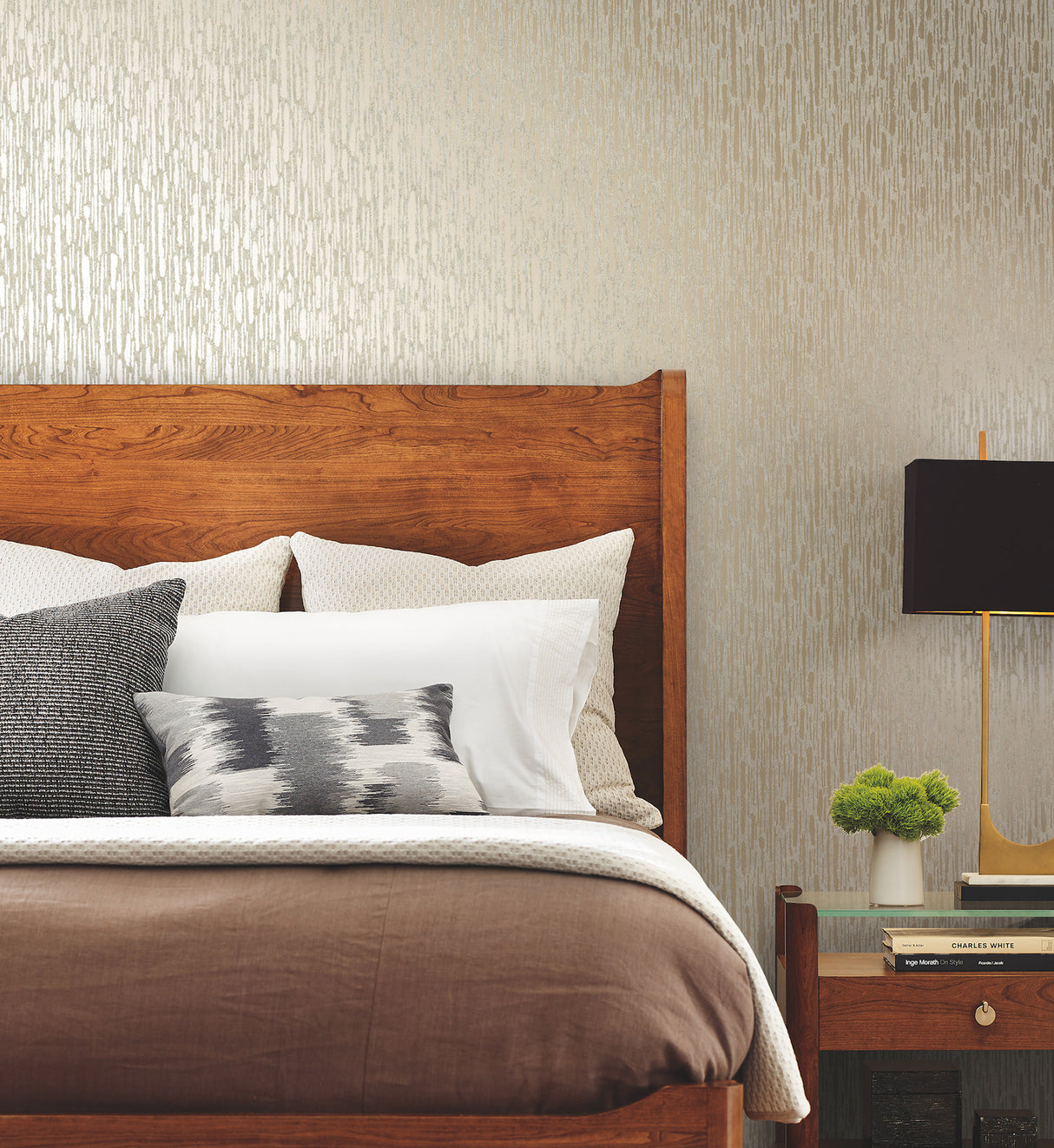 York MD7152 Metallic Cascade Neutrals & Gold Wallpaper