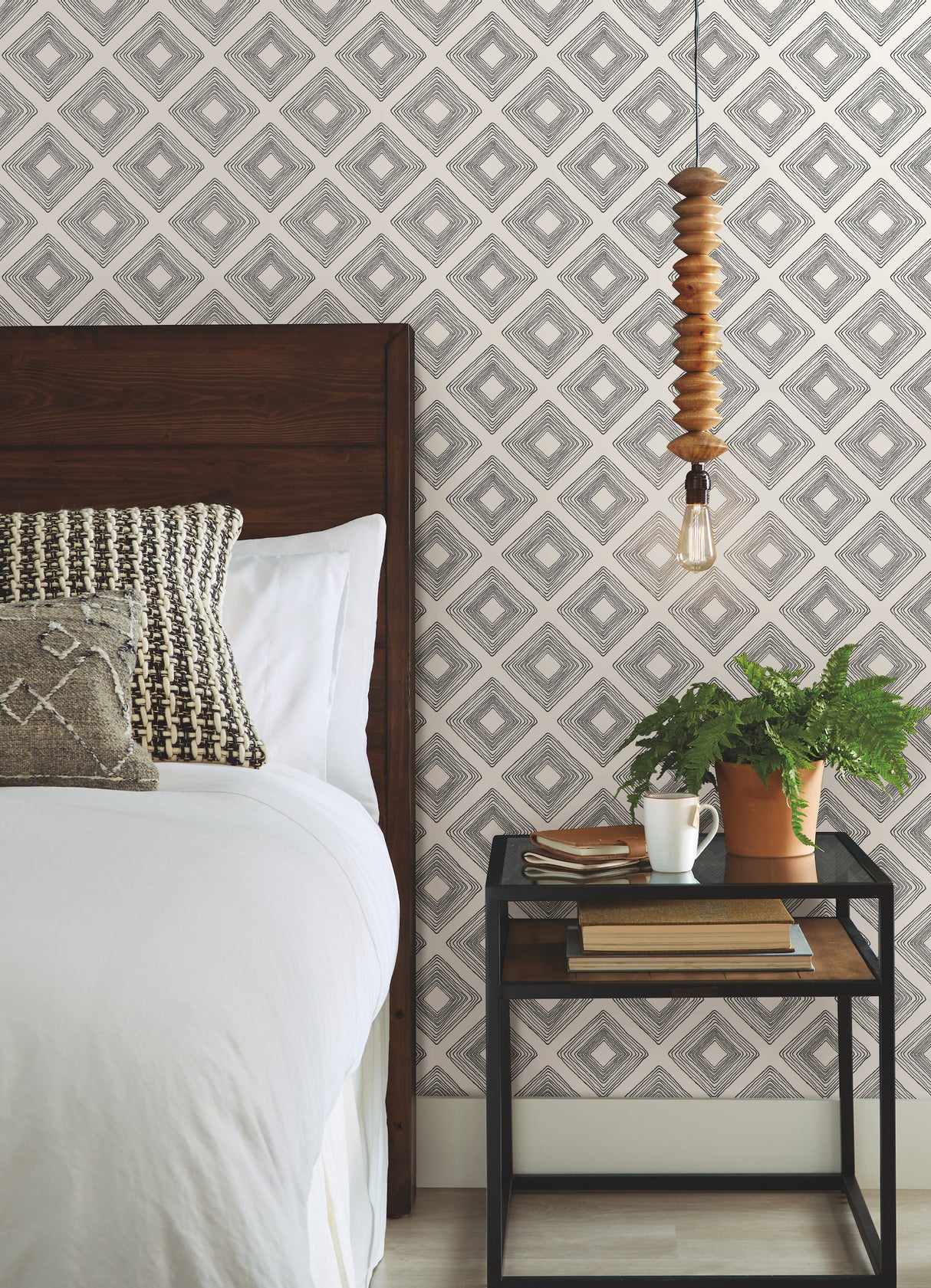 York ME1579 Diamond Sketch Black & White Wallpaper