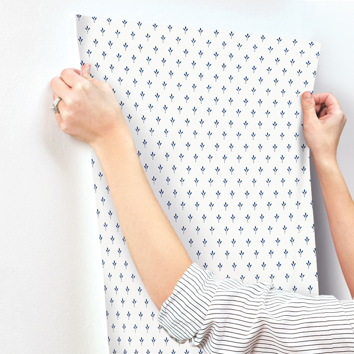 Magnolia Home MF4772 Charm Blue Wallpaper