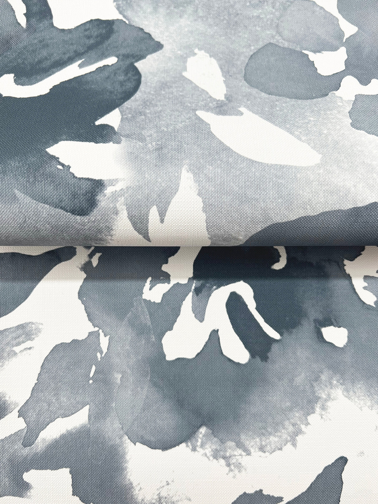 Eade’s Lakelynn Lakefront