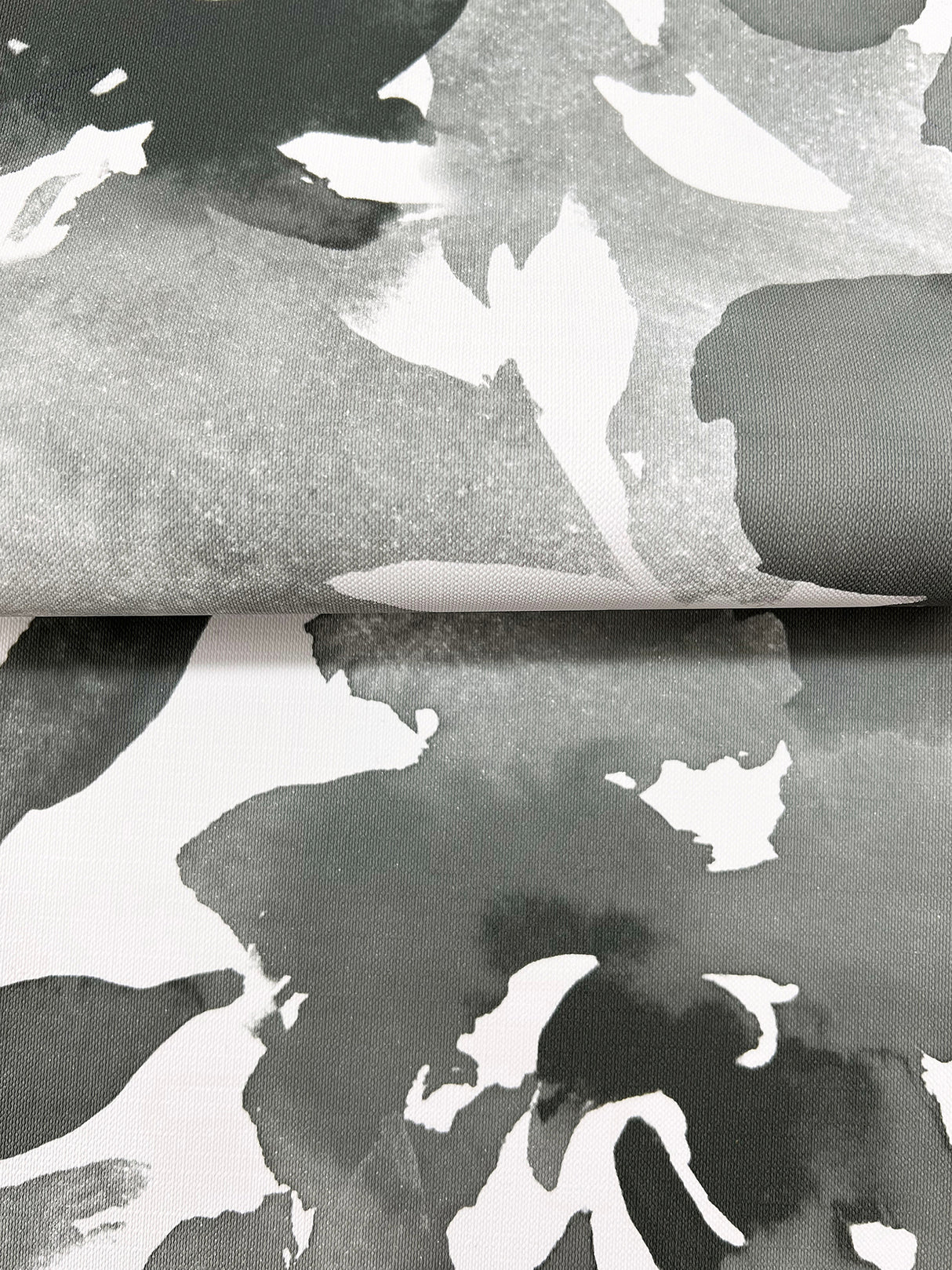 Eade’s Lakelynn Charcoal