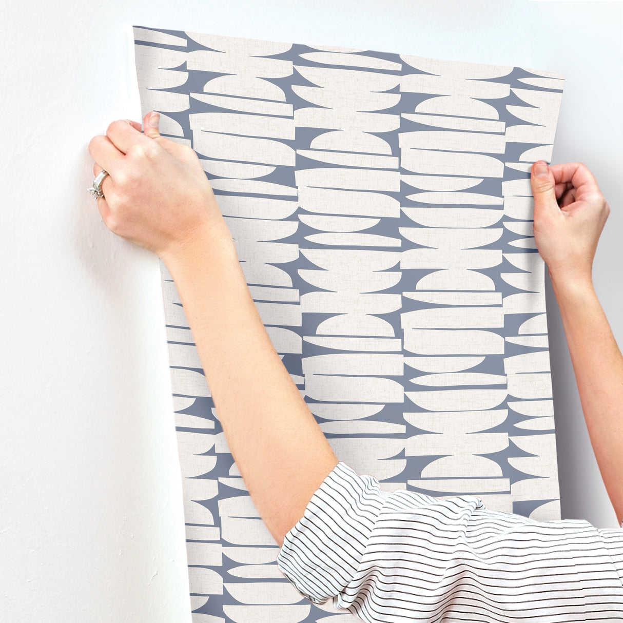 York MT5653 Lovely Libra Sea Wallpaper - Eade's Wallpaper