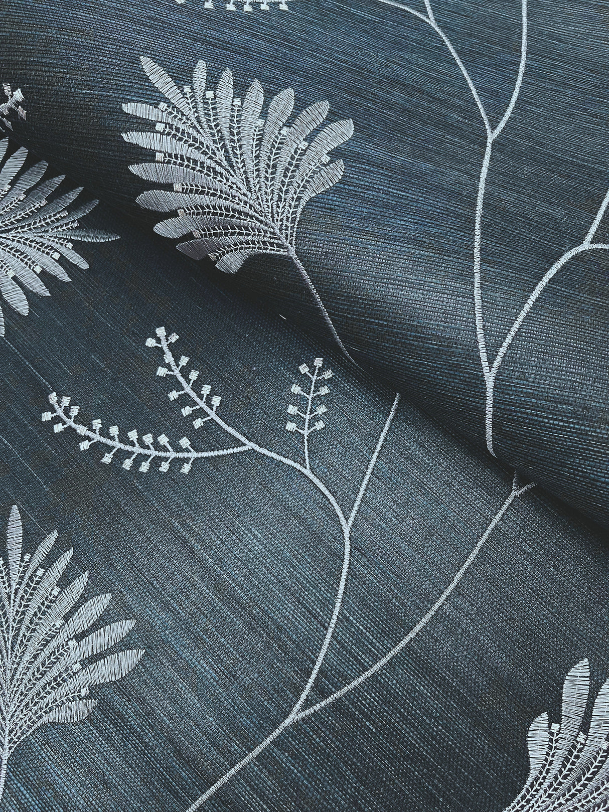 Ronald Redding MX9608 Laelynn Navy Wallpaper - Eade's Wallpaper