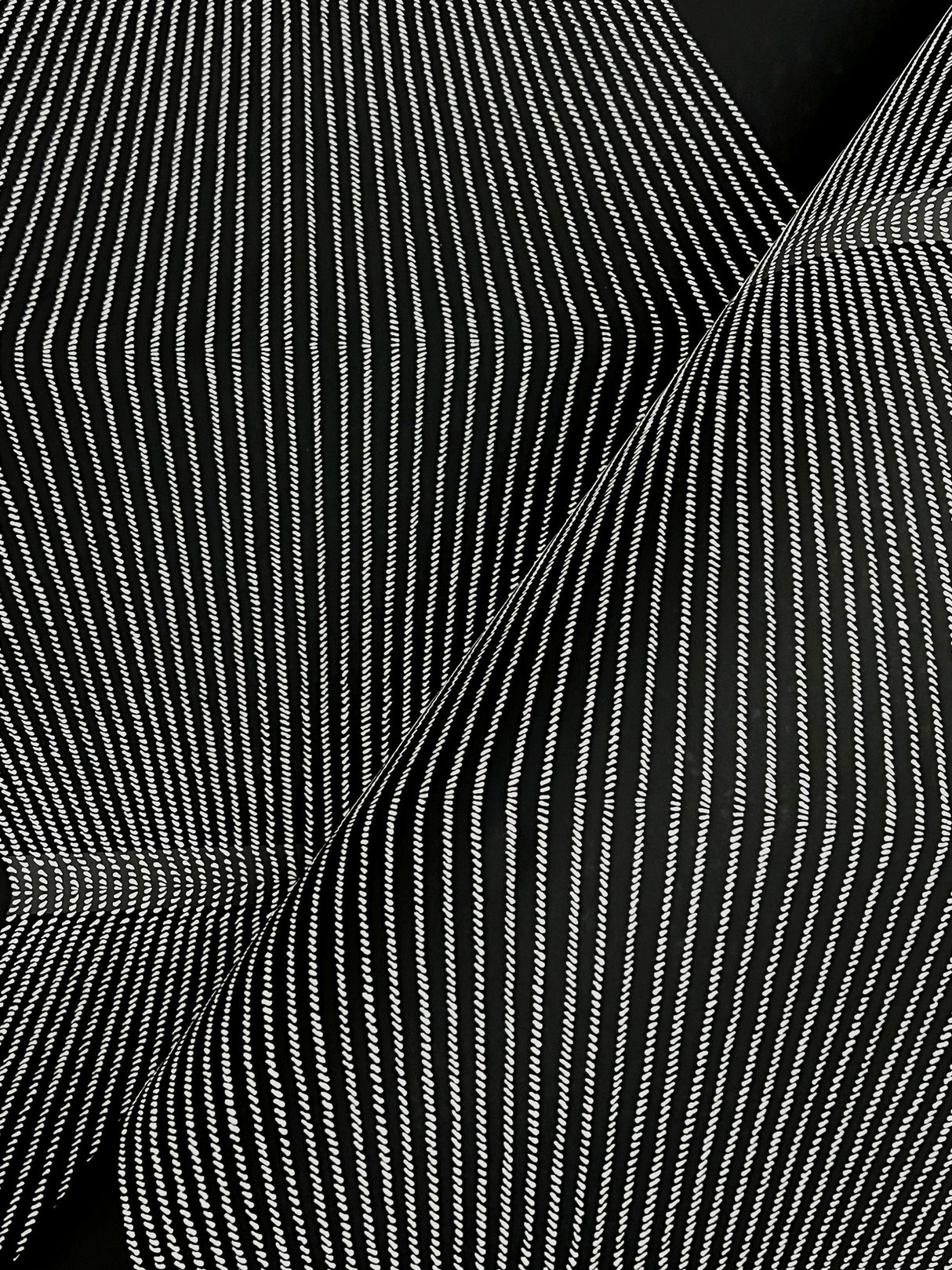 Ronald Redding MX9631 Diamond Legacy Black Wallpaper - Eade's Wallpaper