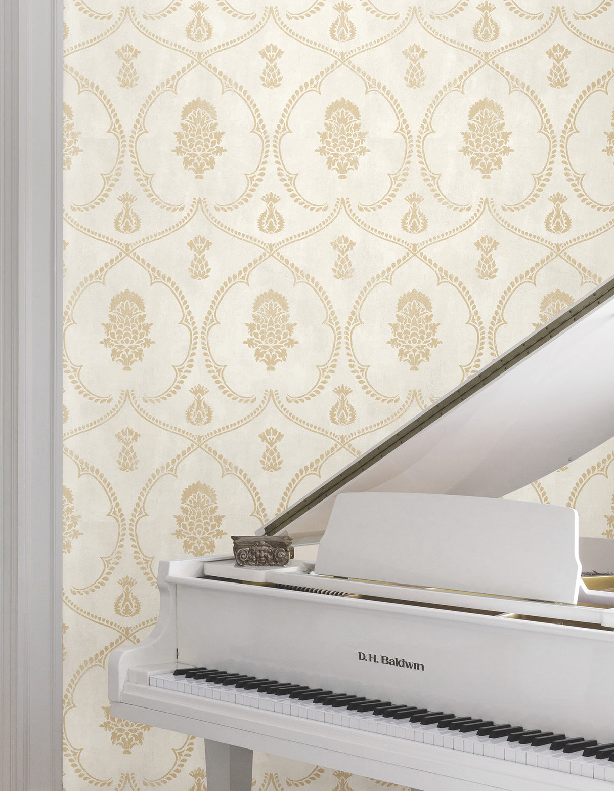 Ronald Redding MX9643 Royal Damask Soft Gold Wallpaper - Eade's Wallpaper