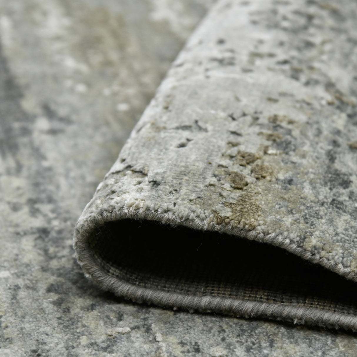 Amer Rugs MYS-12 Mystique Abstract Design Area Rug