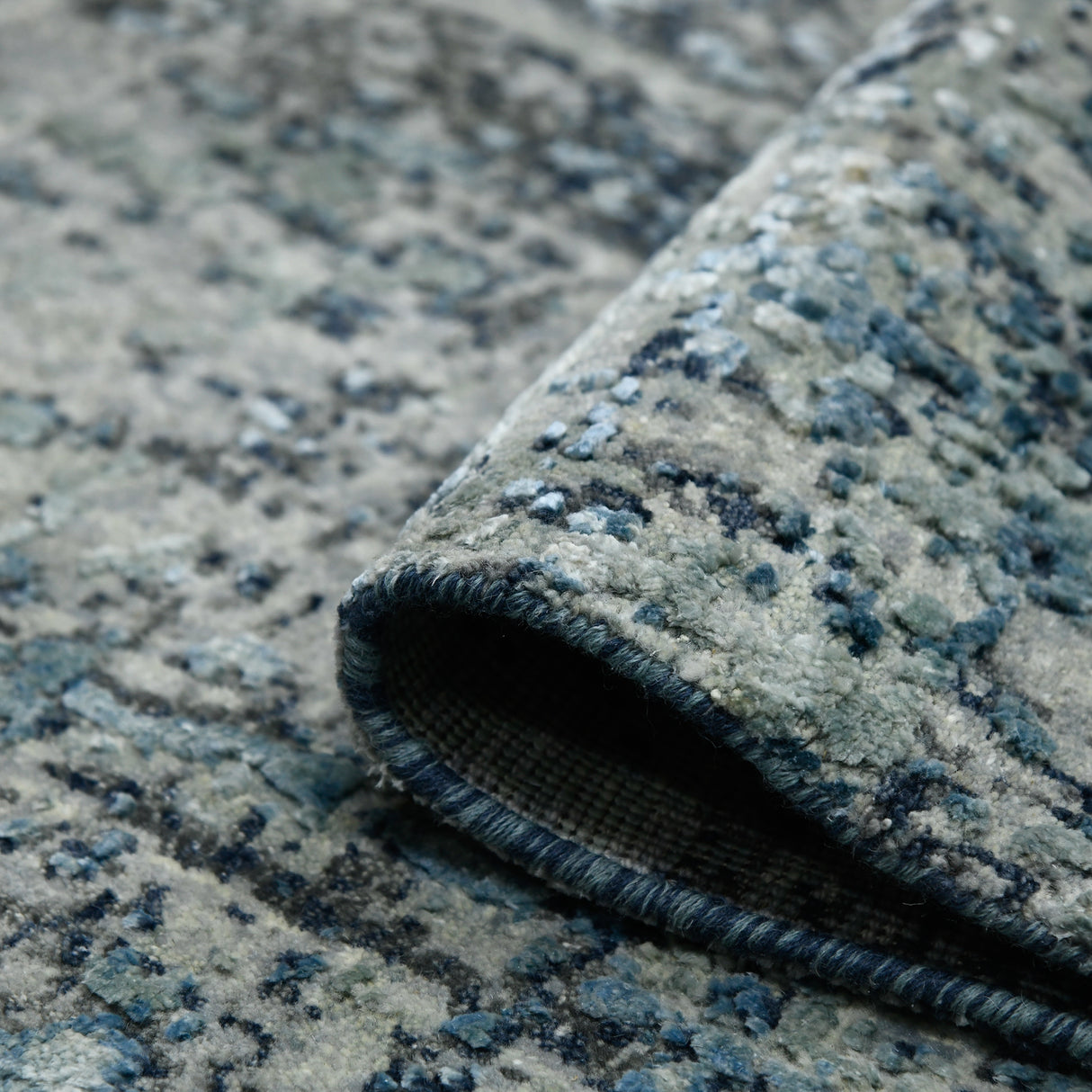 Amer Rugs MYS-25 Mystique Abstract Design Area Rug