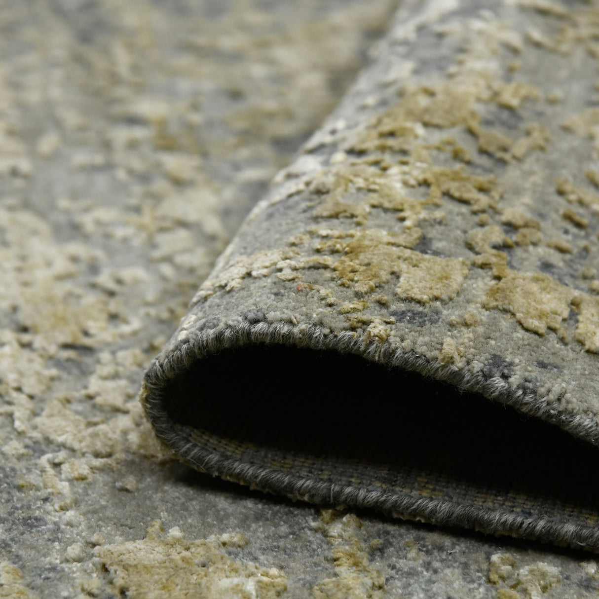 Amer Rugs MYS-30 Mystique Abstract Design Area Rug