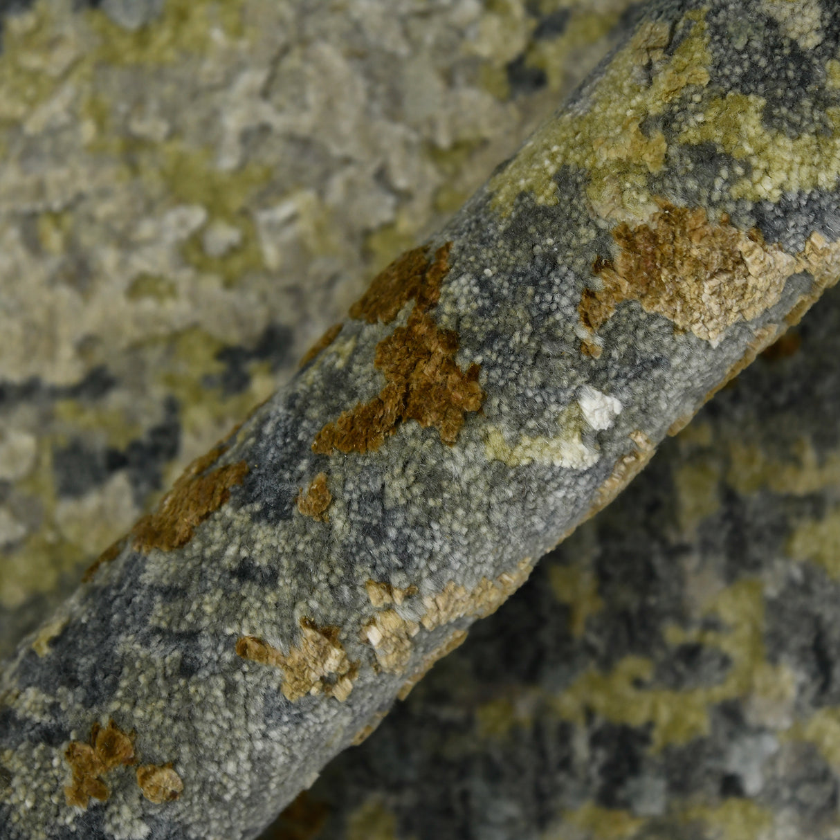 Amer Rugs MYS-8 Mystique Abstract Design Area Rug