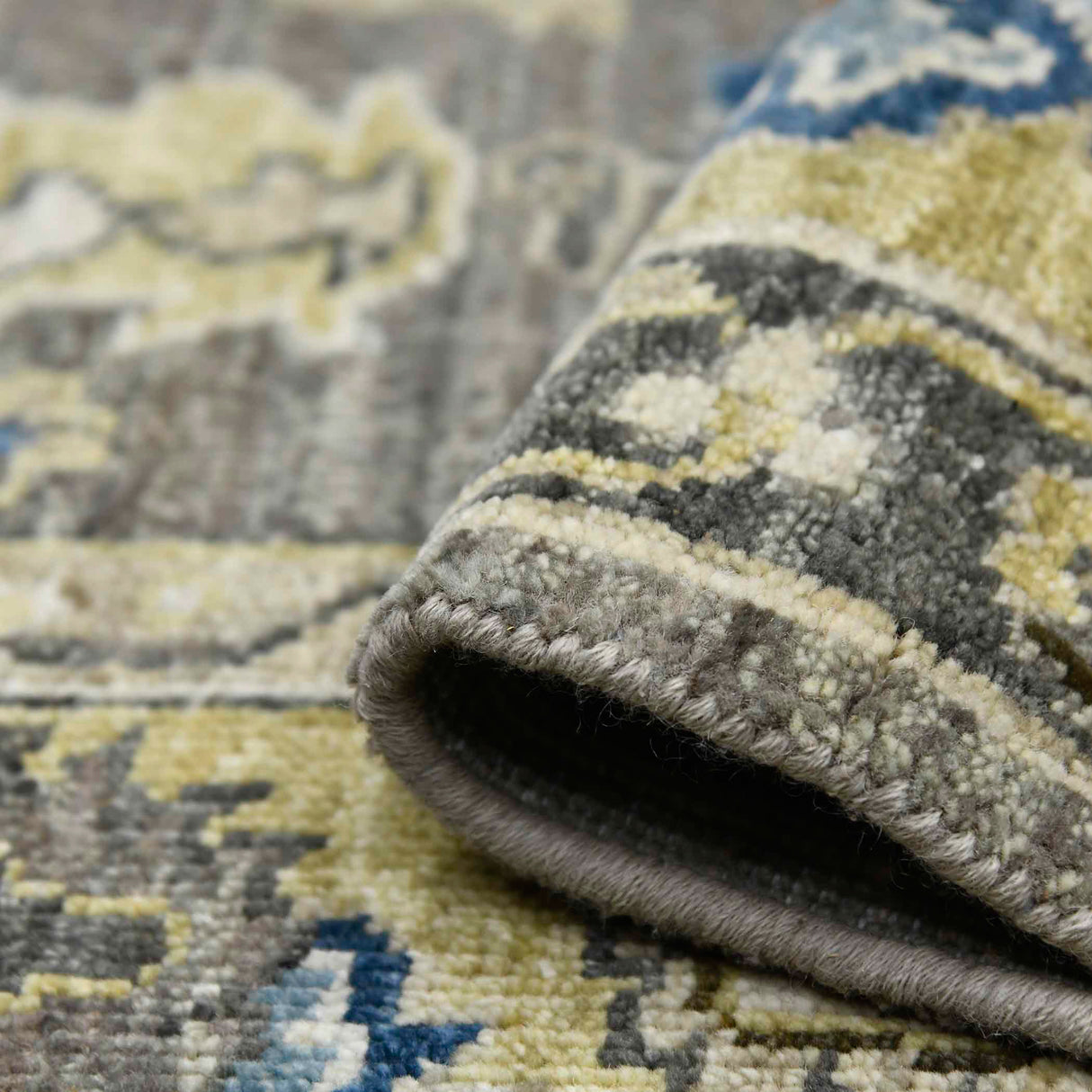 Amer Rugs NUI-46 Nuit Arabe Classic Bordered /Mellow Area Rug