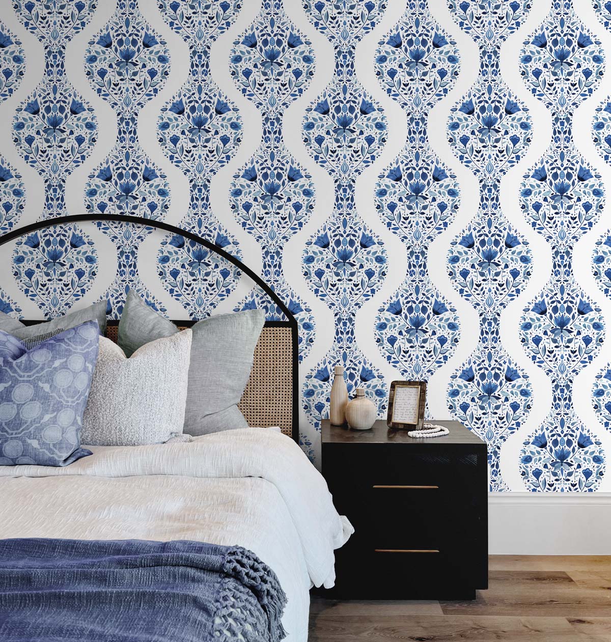 NextWall NW45002 Peek & Stick Wallpaper - Eade's Wallpaper & Fabric