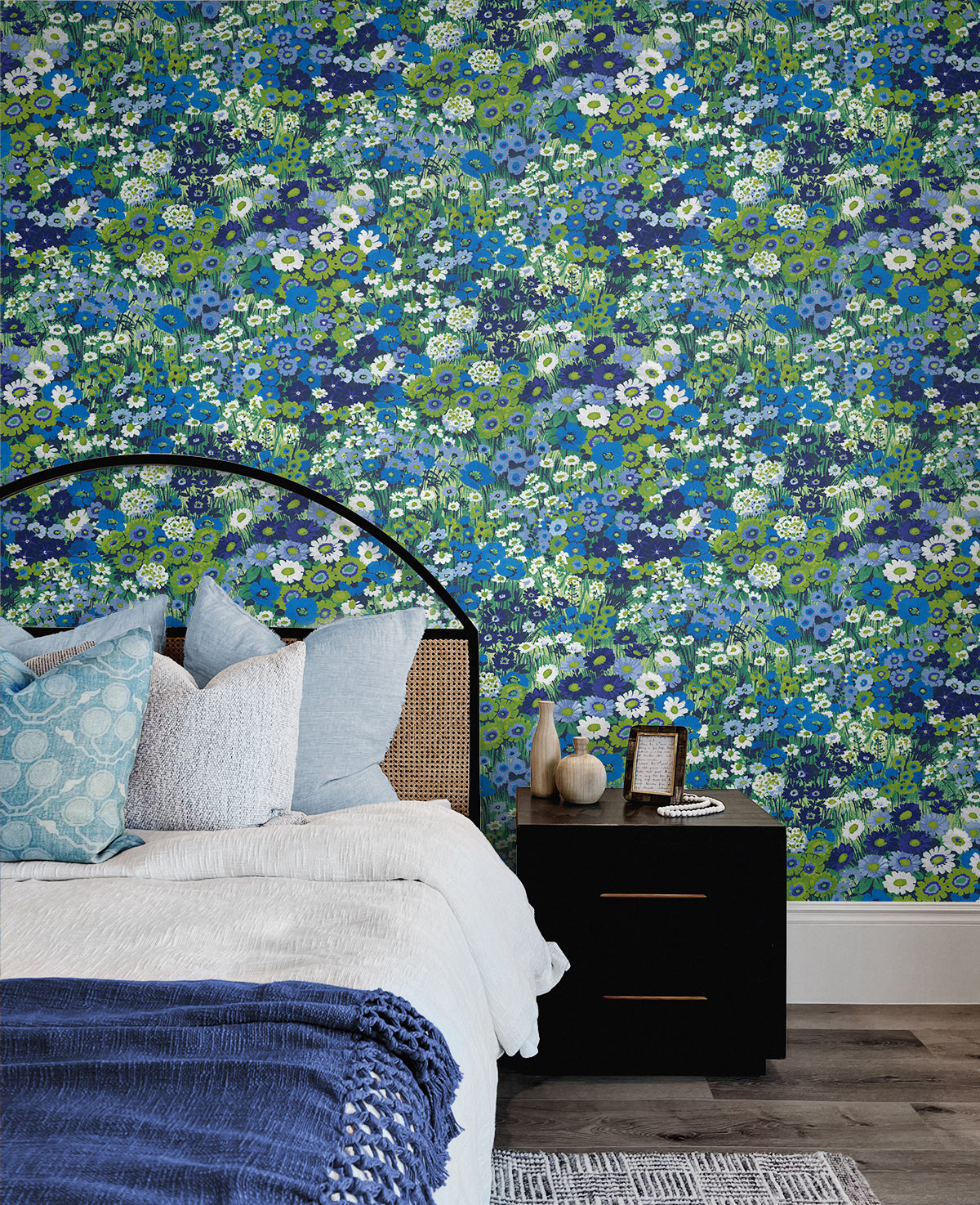 NextWall NW46102 Peek & Stick Wallpaper - Eade's Wallpaper & Fabric
