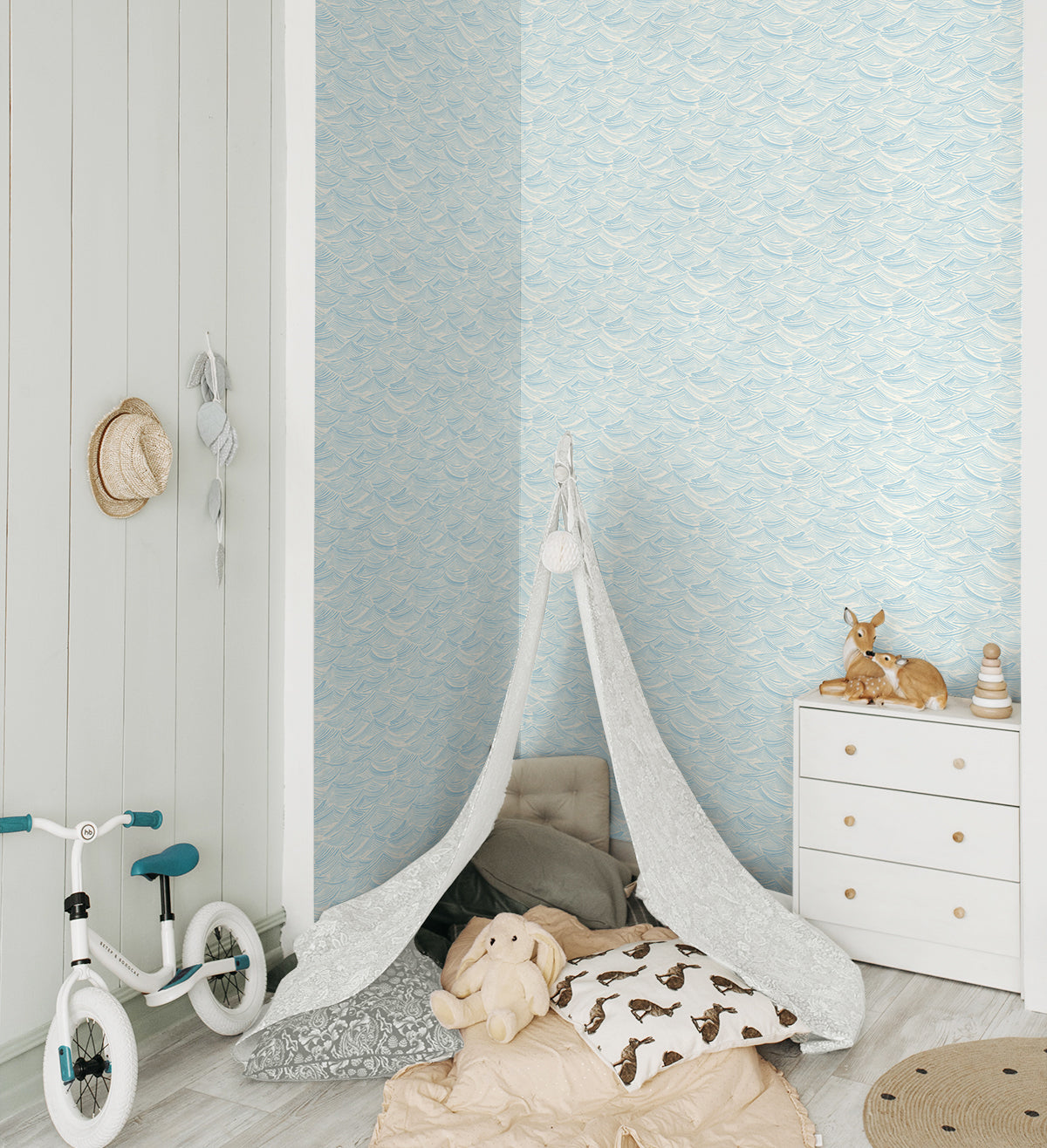 NextWall NW57002 Peek & Stick Wallpaper - Eade's Wallpaper & Fabric