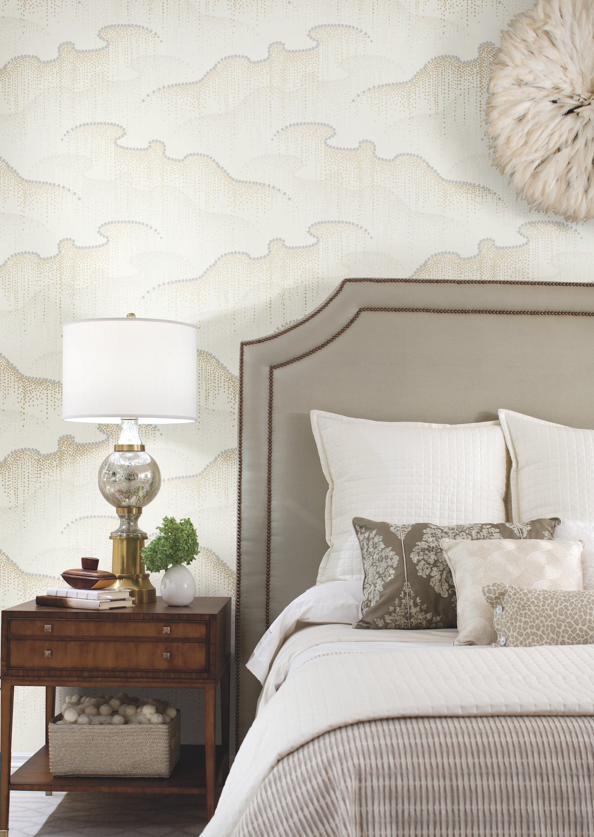 York OS4266 Moonlight Pearls Cream Wallpaper