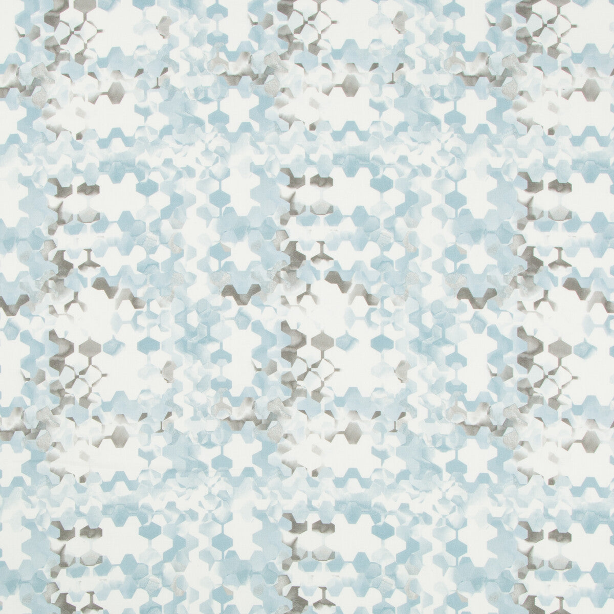 KRAVET BASICS OVERSHADOW.615.0 OVERSHADOW CLOUD Fabric - Eade's Wallpaper