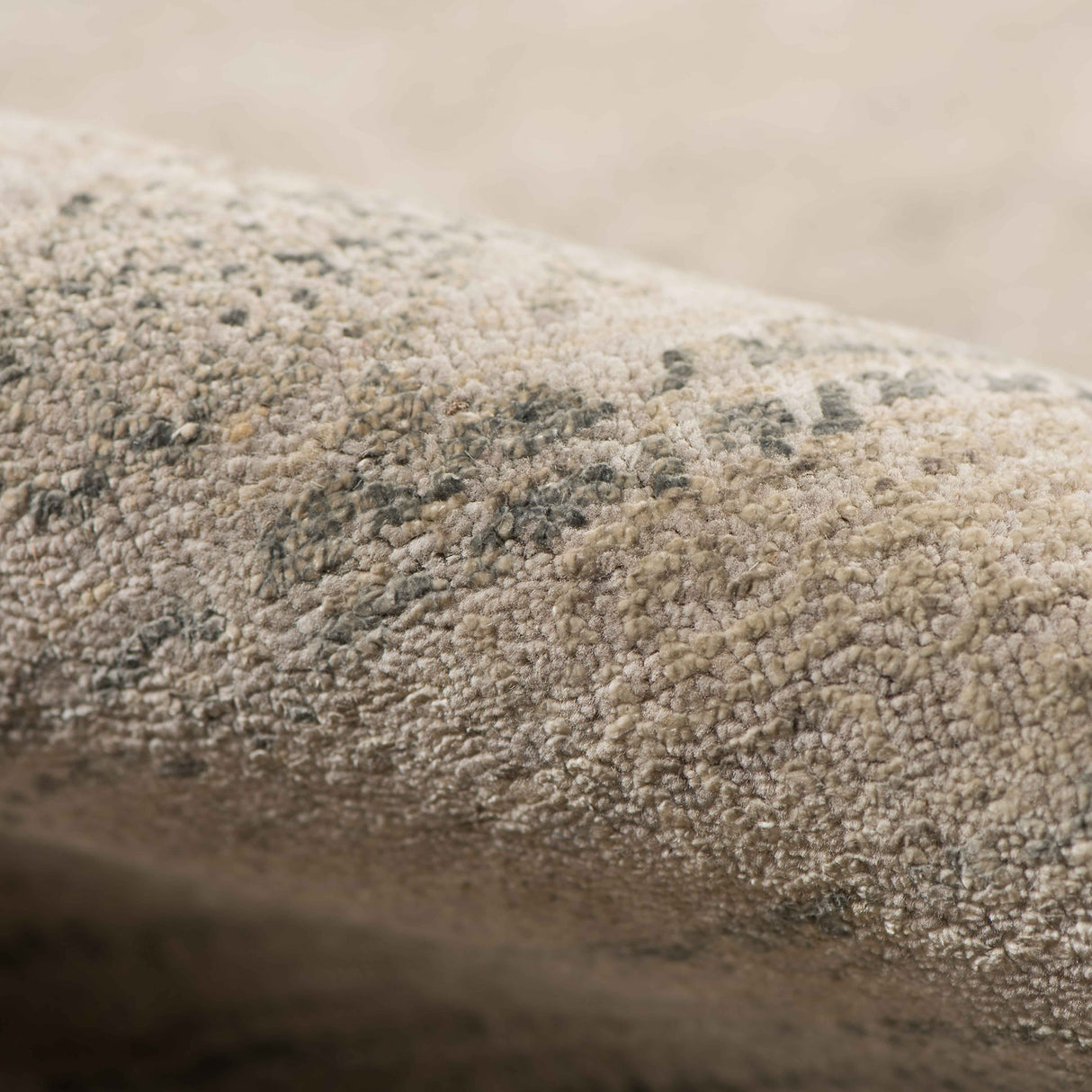 Amer Rugs PEA30203 Pearl Mushroom Area Rug