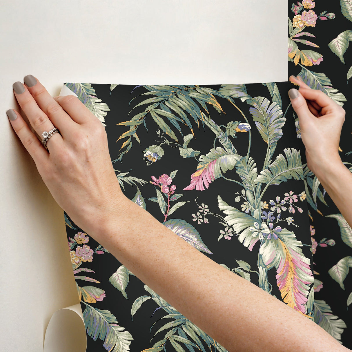 York PSW1369RL Fiji Garden Premium Peel + Stick Wallpaper - Eade's Wallpaper