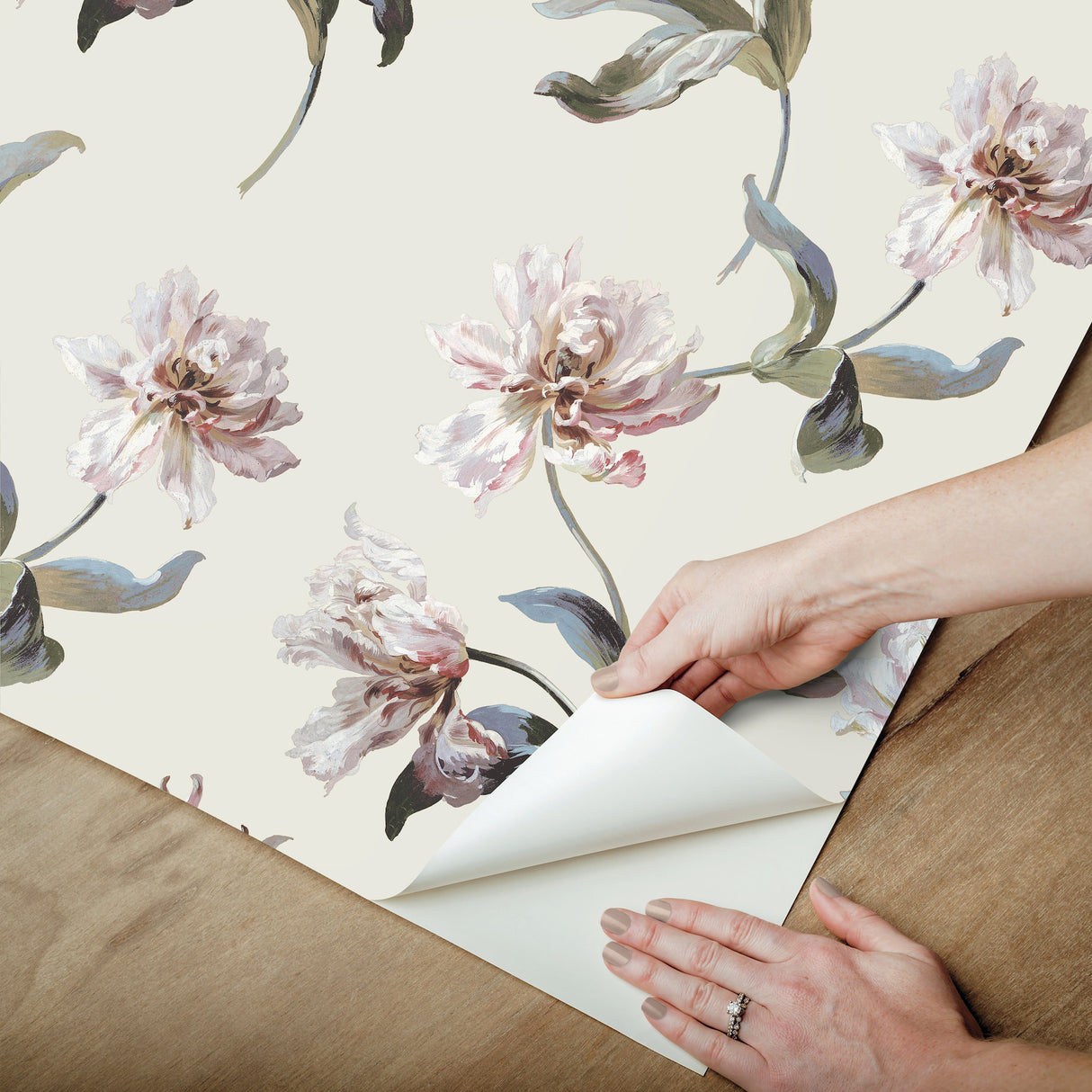 Eade’s Large Parrot Tulip Neutral