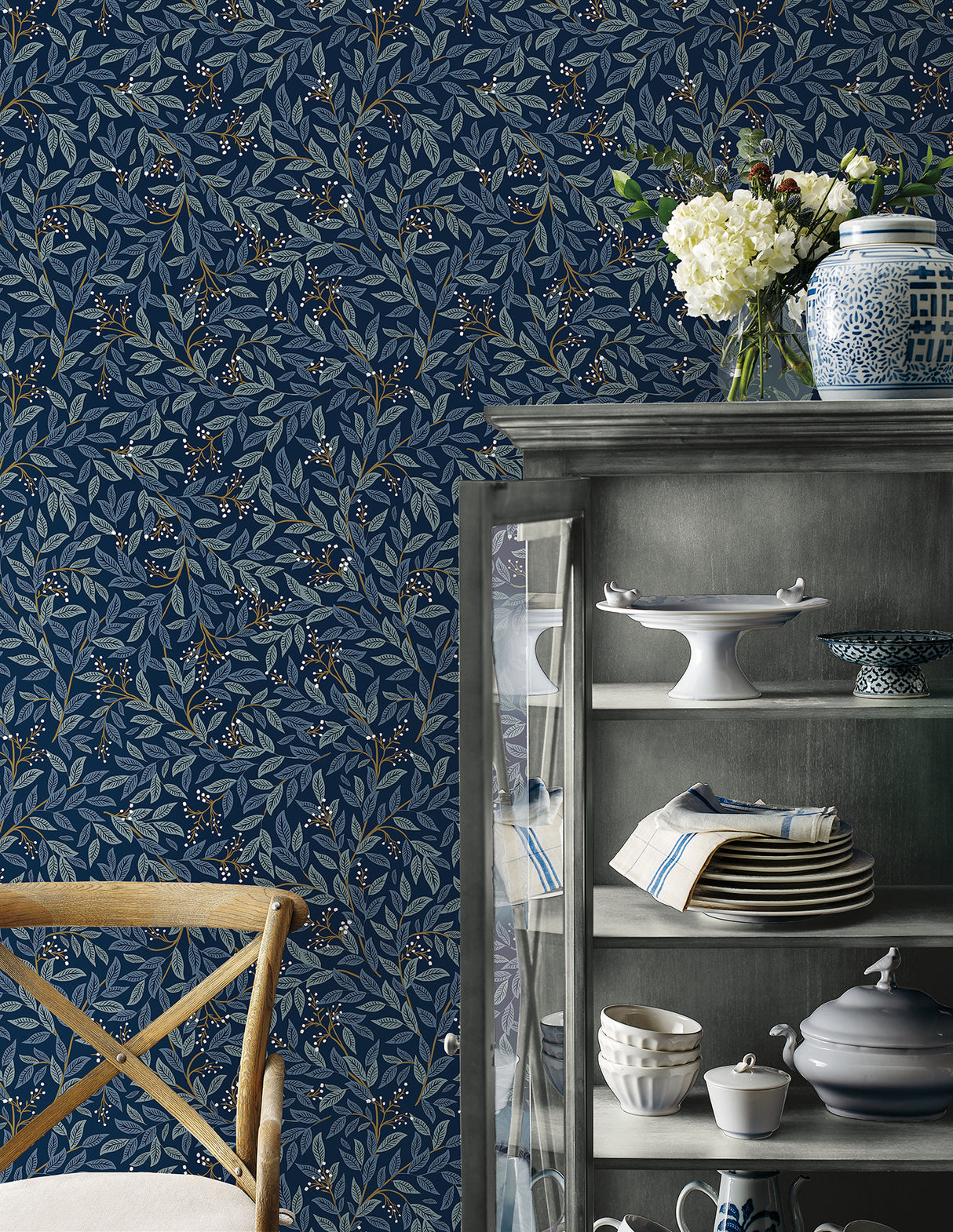 York PSW1470RL Willowberry Navy Peel & Stick Wallpaper