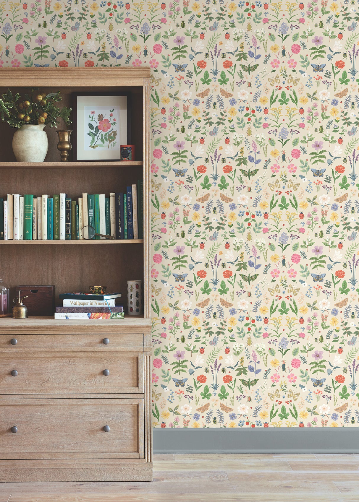York PSW1542RL Curio Cream Peel & Stick Wallpaper