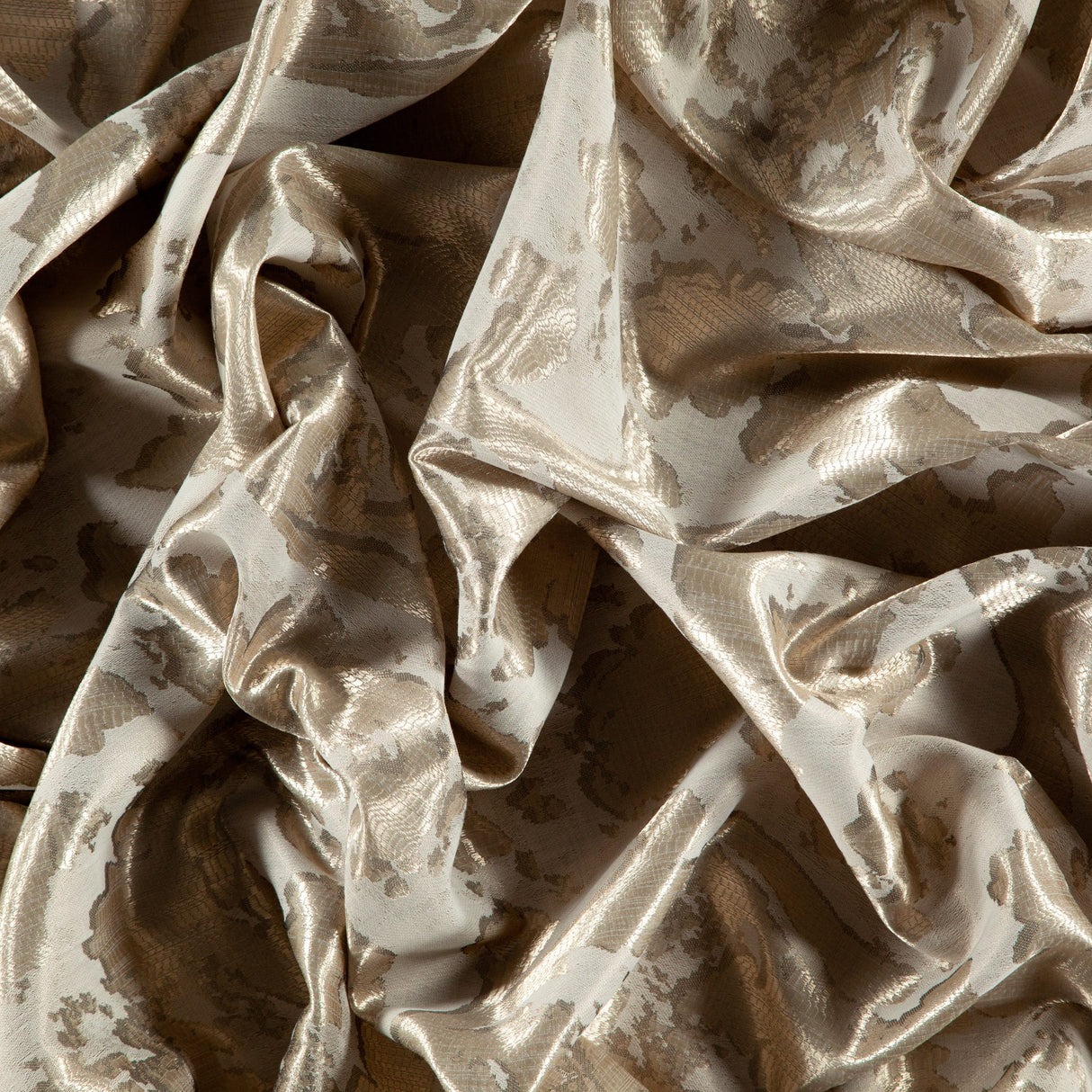 15-J8831 RARITY Fabric - Eade's Wallpaper & Fabric