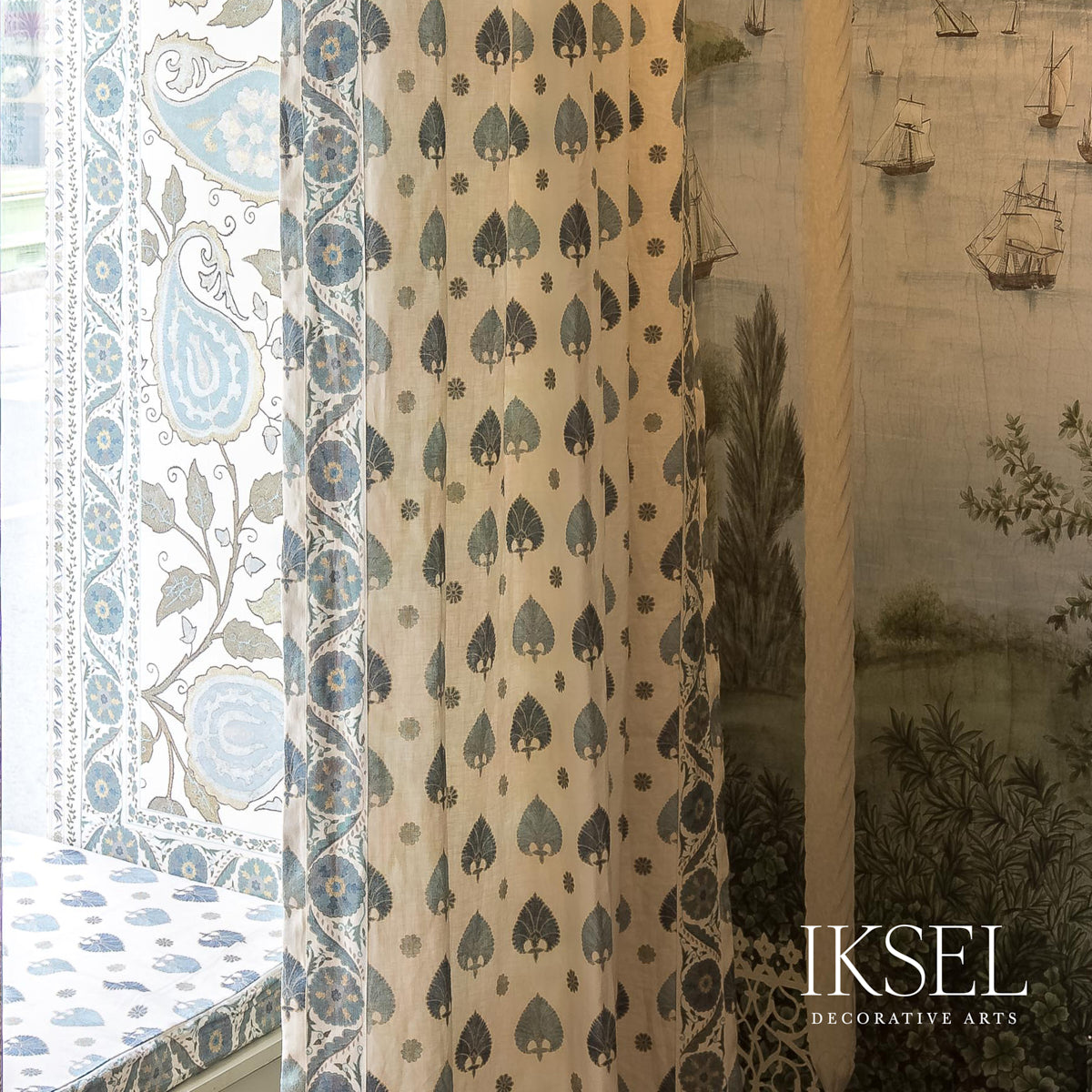 Schumacher RF503CR54 SUZANI SPADES in BLUES Fabric - IKSEL